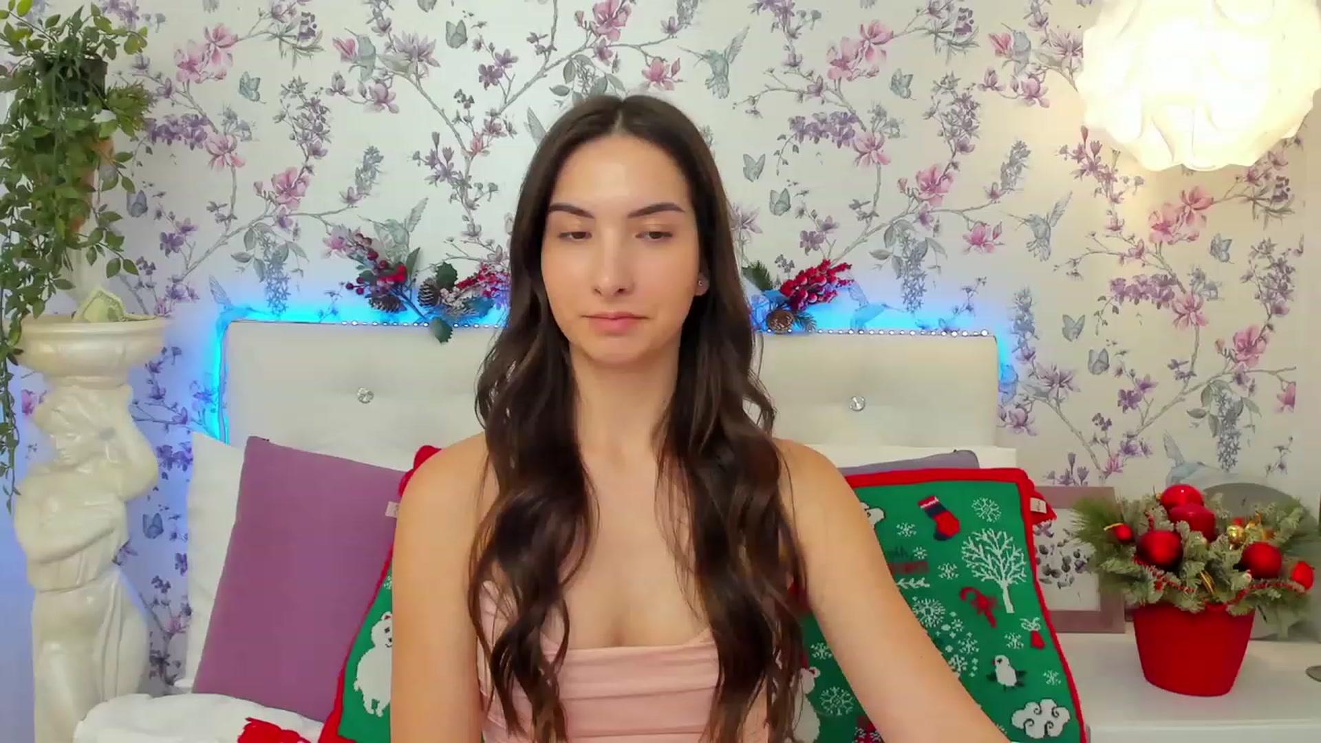 Gallery image thumbnail from KeliRose's myfreecams stream on, 12/28/2023, 10:29 image 15 of 20