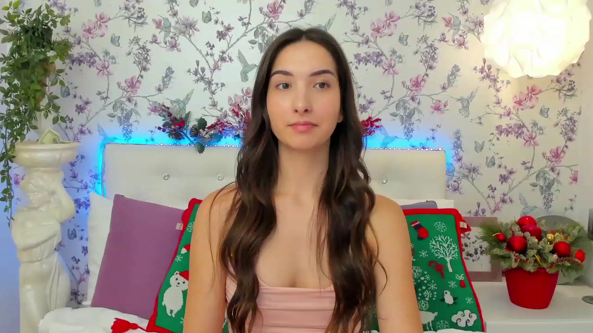 Gallery image thumbnail from KeliRose's myfreecams stream on, 12/28/2023, 10:29 image 7 of 20