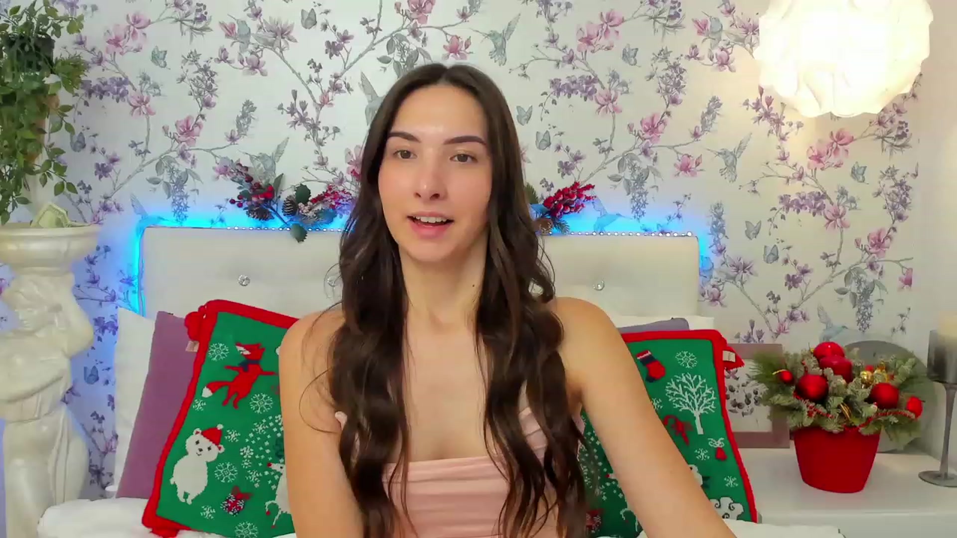 Gallery image thumbnail from KeliRose's myfreecams stream on, 12/28/2023, 12:54 image 11 of 20