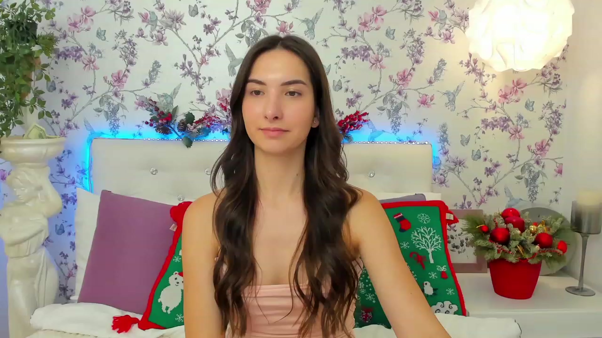 Gallery image thumbnail from KeliRose's myfreecams stream on, 12/28/2023, 12:54 image 3 of 20