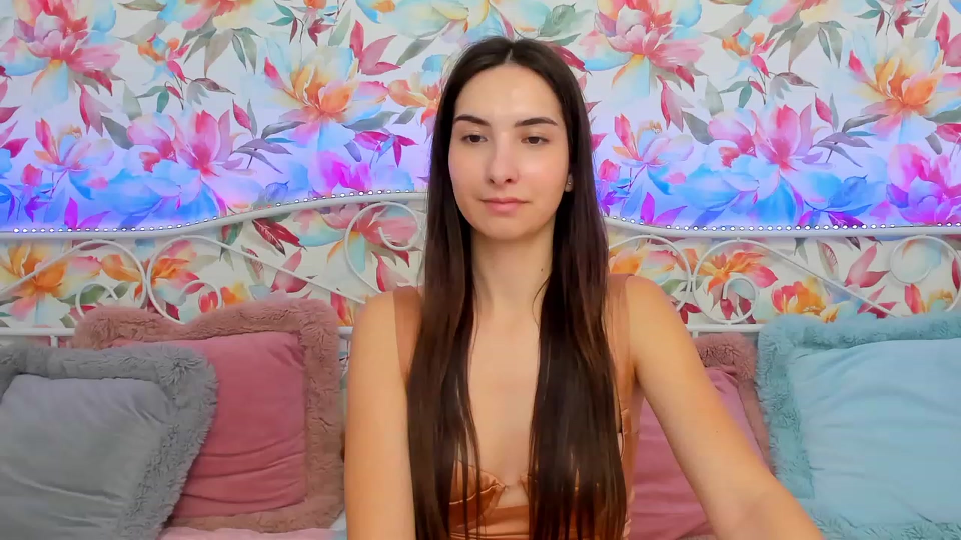 Gallery image thumbnail from KeliRose's myfreecams stream on, 12/29/2023, 10:06 image 10 of 20