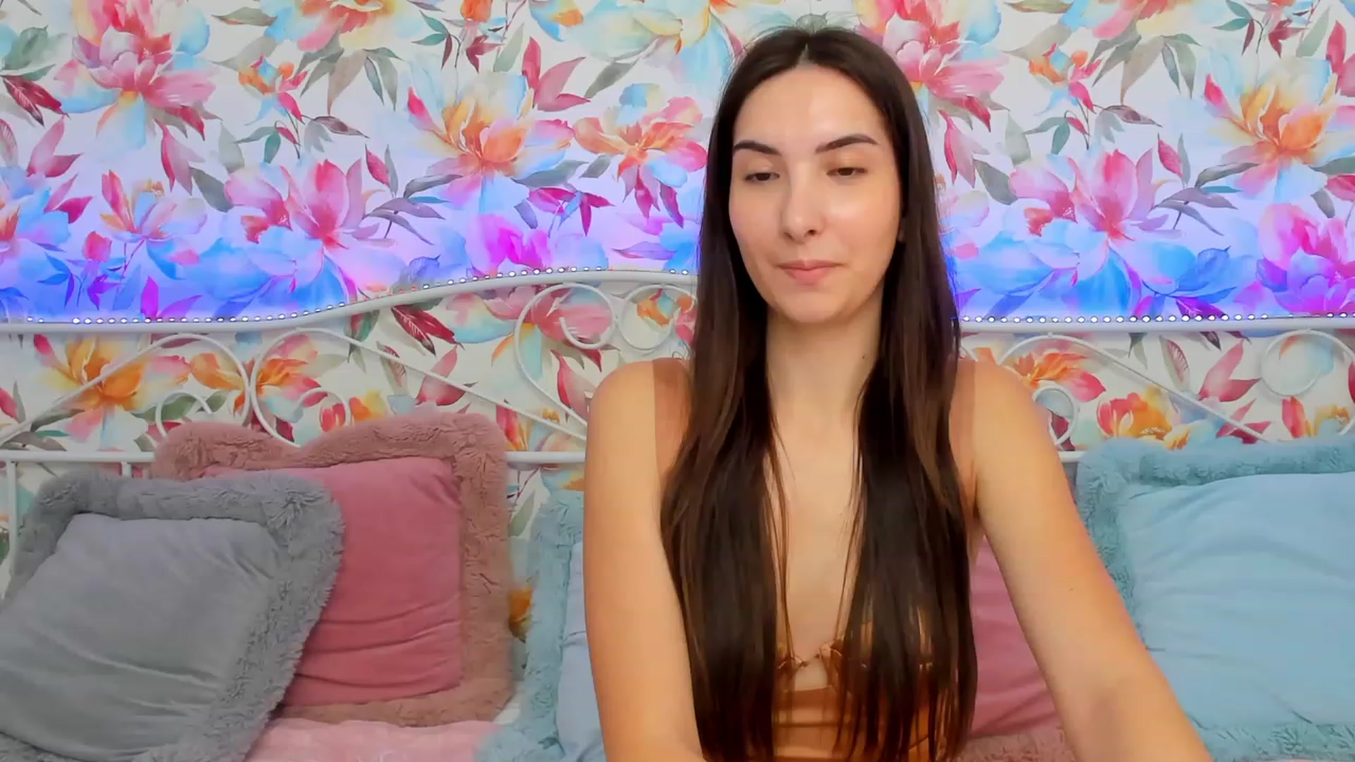 Gallery image thumbnail from KeliRose's myfreecams stream on, 12/29/2023, 10:06 image 17 of 20
