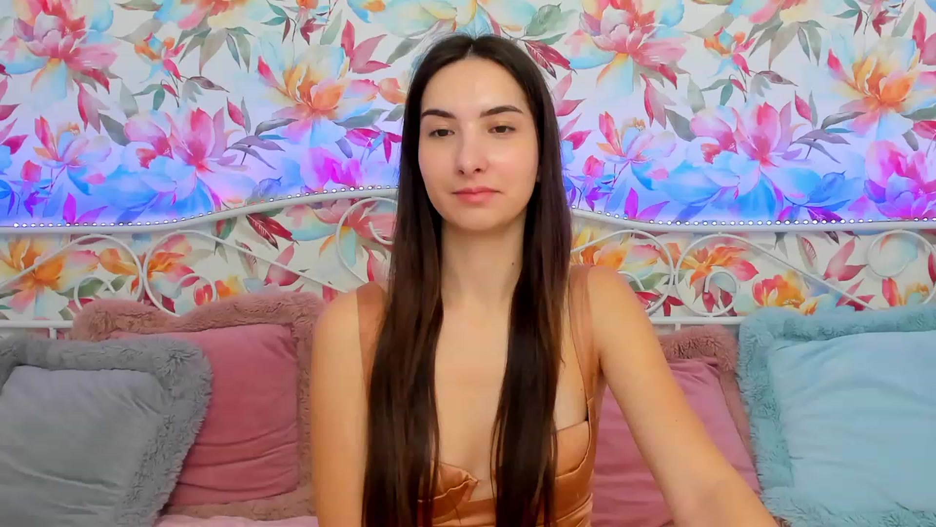 Gallery image thumbnail from KeliRose's myfreecams stream on, 12/29/2023, 10:06 image 2 of 20