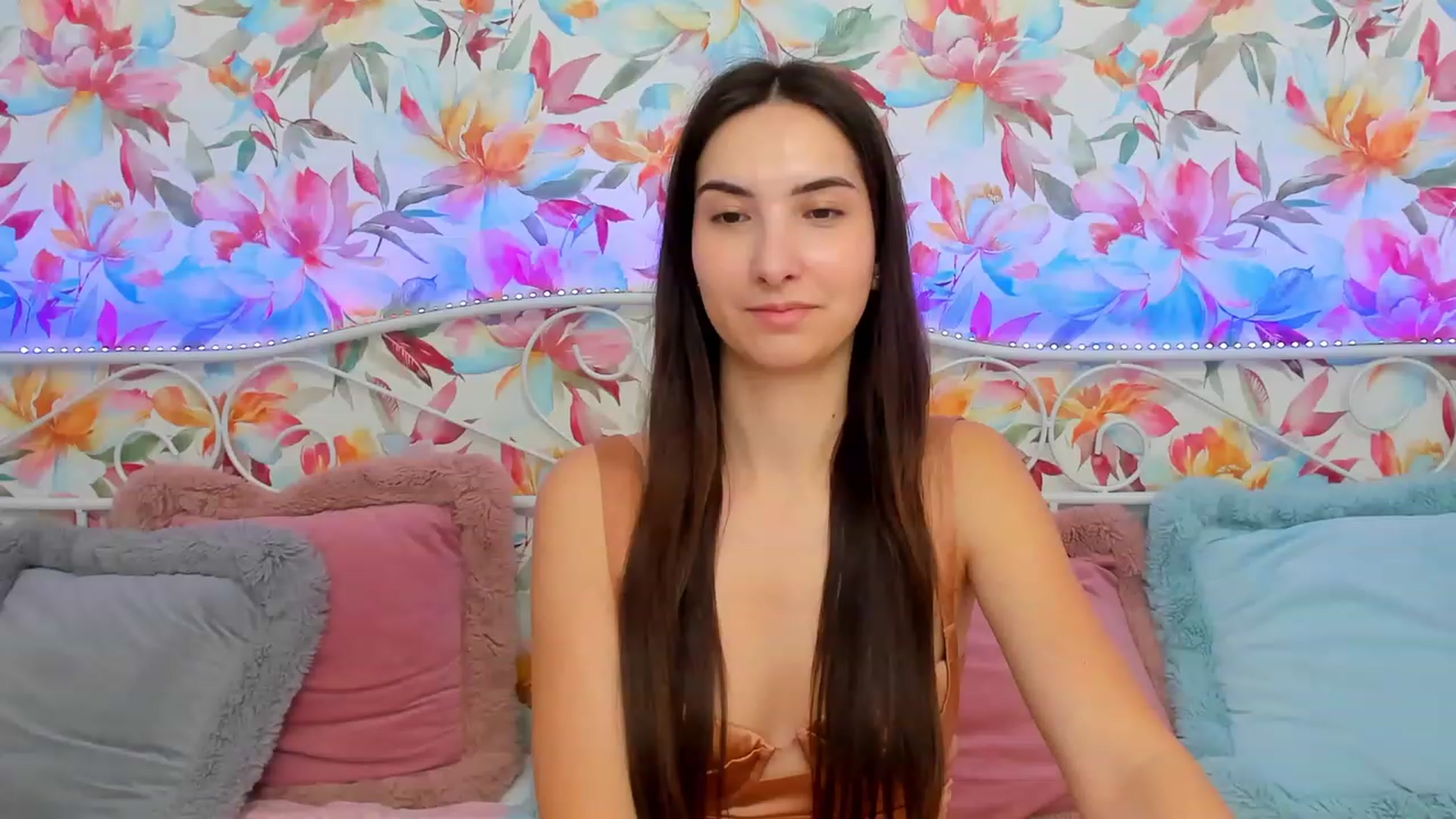 Gallery image thumbnail from KeliRose's myfreecams stream on, 12/29/2023, 10:06 image 7 of 20