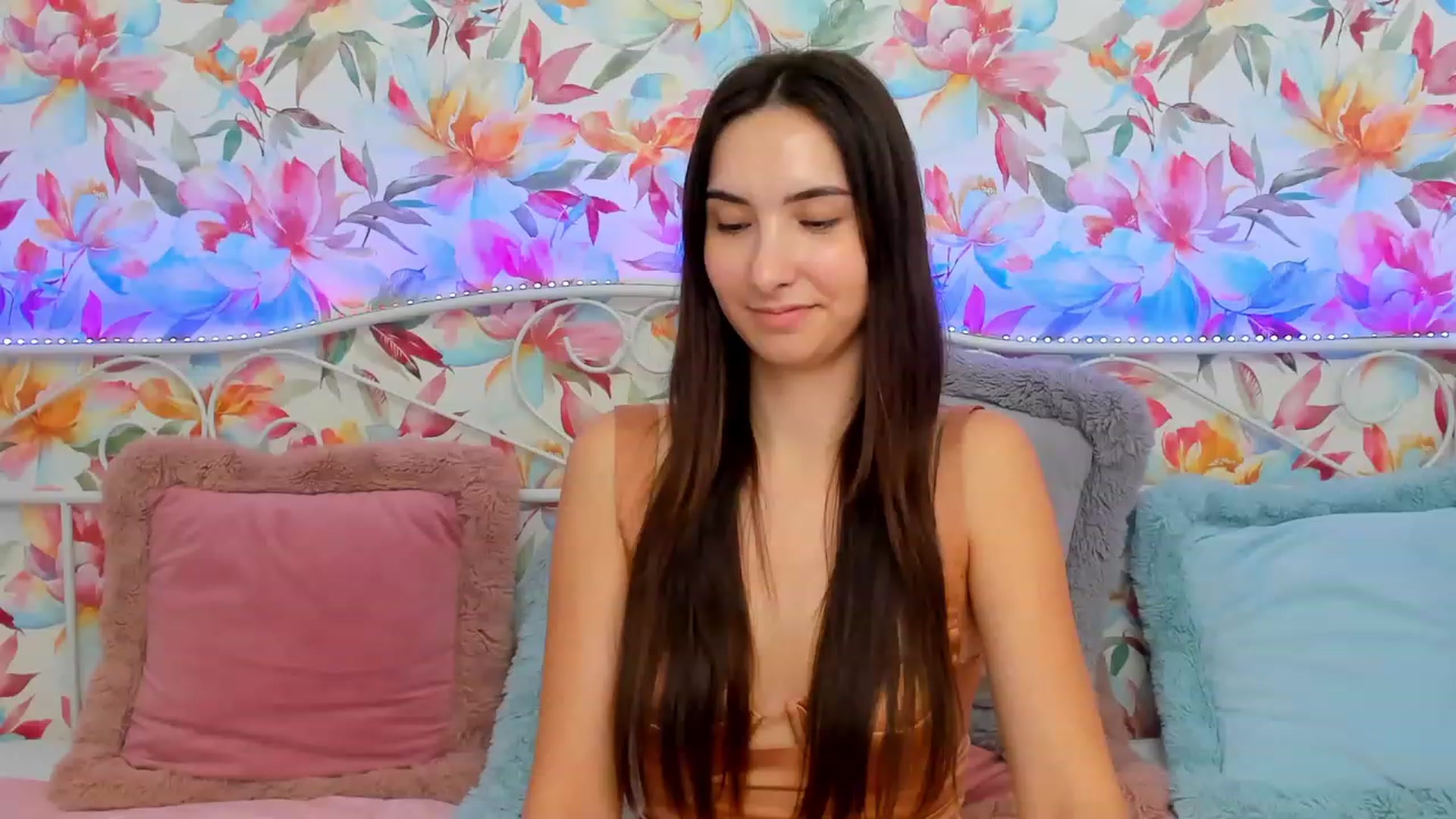 Gallery image thumbnail from KeliRose's myfreecams stream on, 12/29/2023, 12:59 image 9 of 20