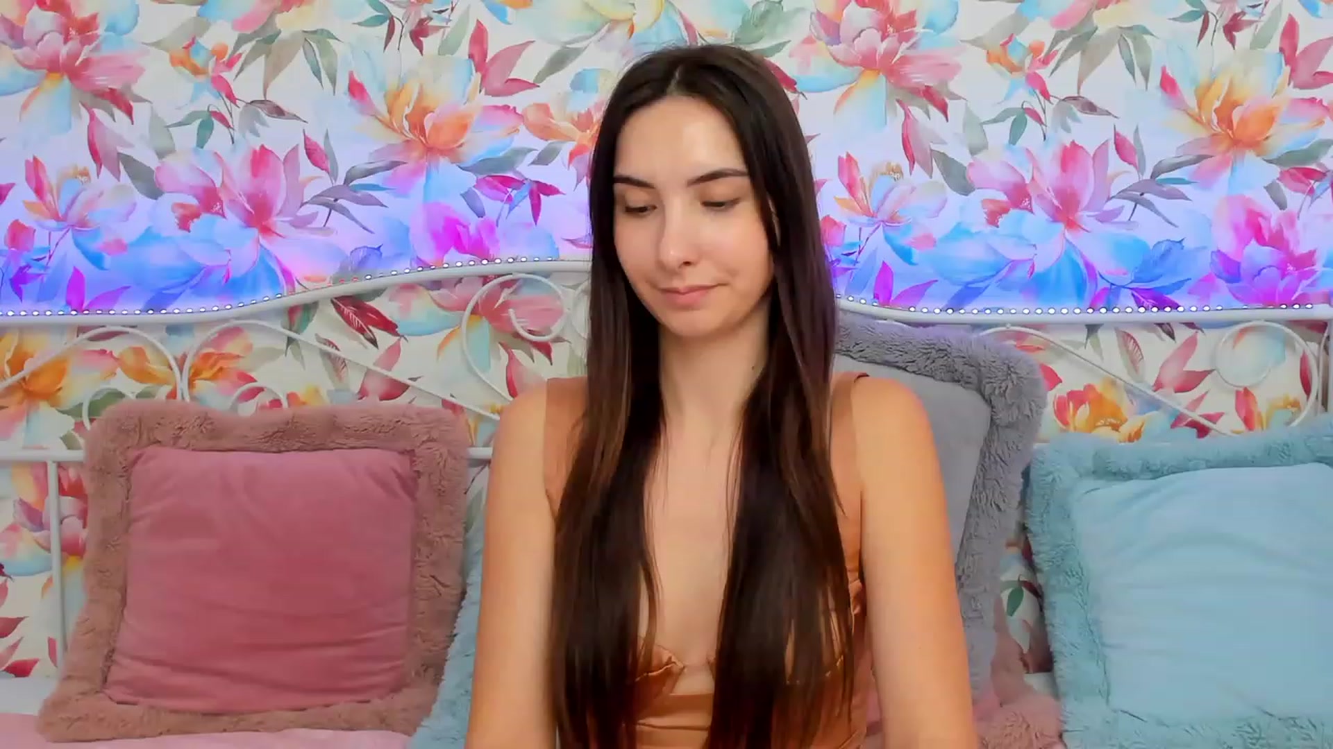 Gallery image thumbnail from KeliRose's myfreecams stream on, 12/29/2023, 12:59 image 17 of 20