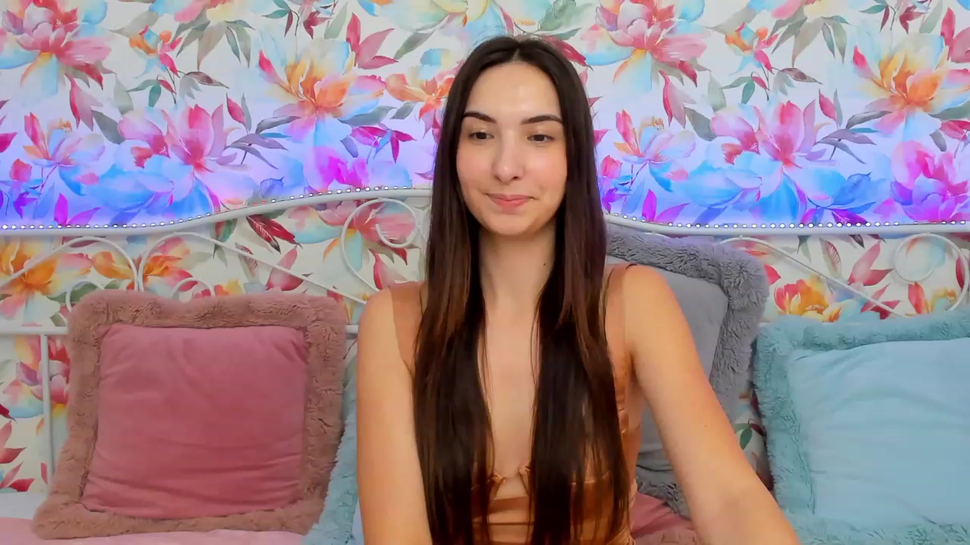 Gallery image thumbnail from KeliRose's myfreecams stream on, 12/29/2023, 12:59 image 11 of 20