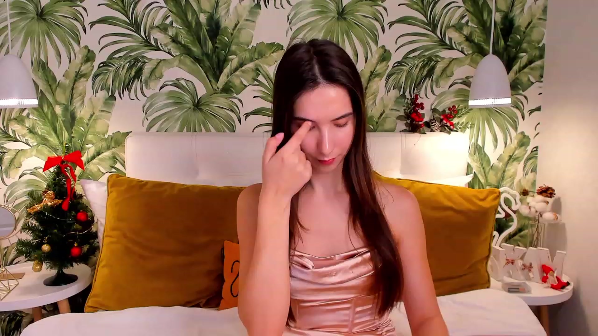 Gallery image thumbnail from KeliRose's myfreecams stream on, 01/07/2024, 10:12 image 15 of 20