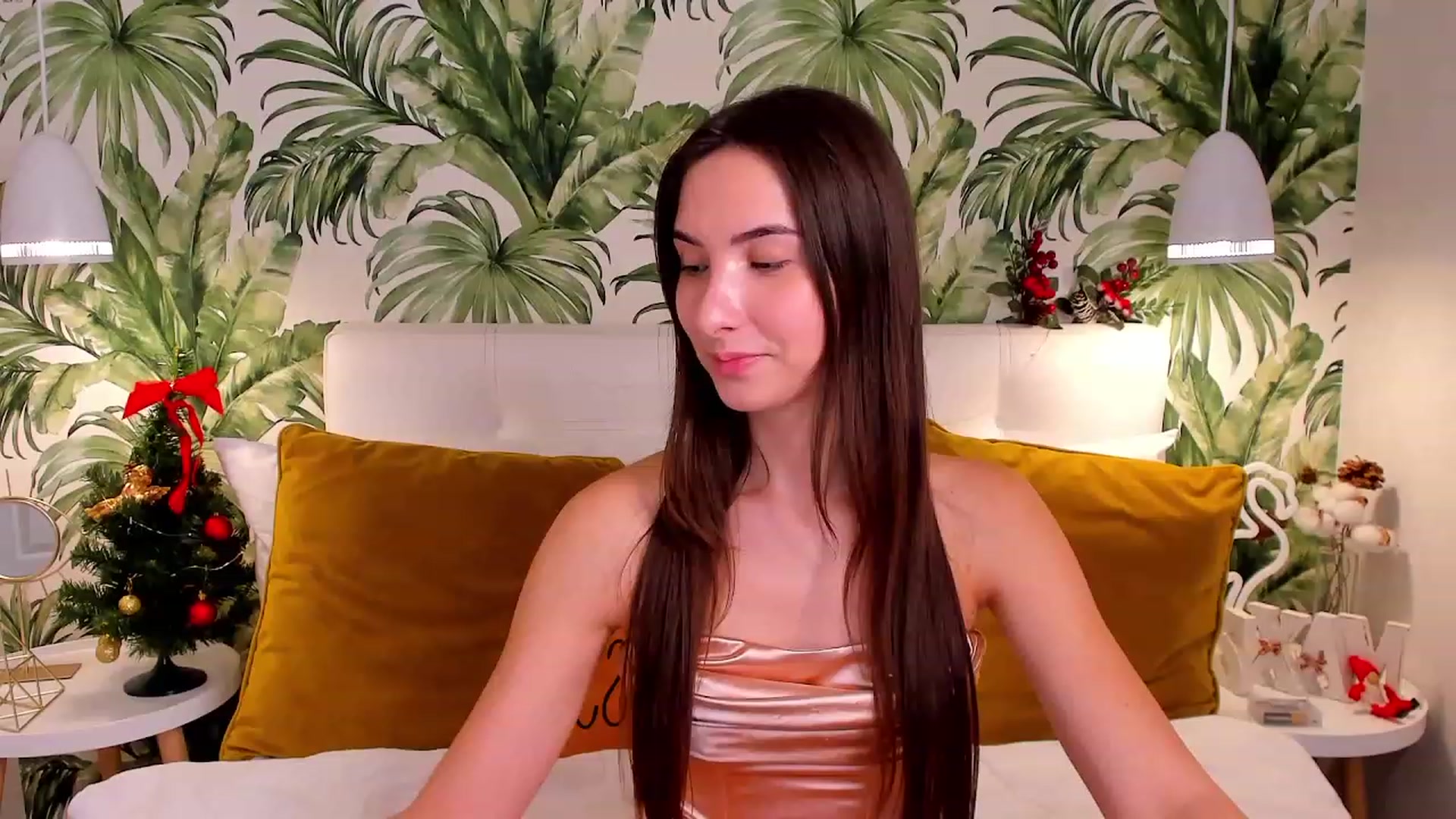 Gallery image thumbnail from KeliRose's myfreecams stream on, 01/07/2024, 10:57 image 18 of 20