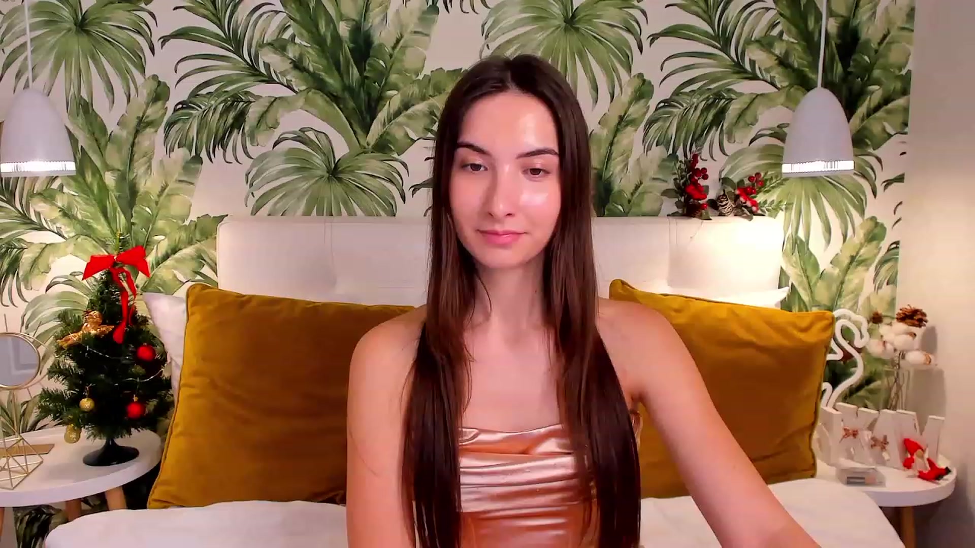 Gallery image thumbnail from KeliRose's myfreecams stream on, 01/07/2024, 10:57 image 17 of 20