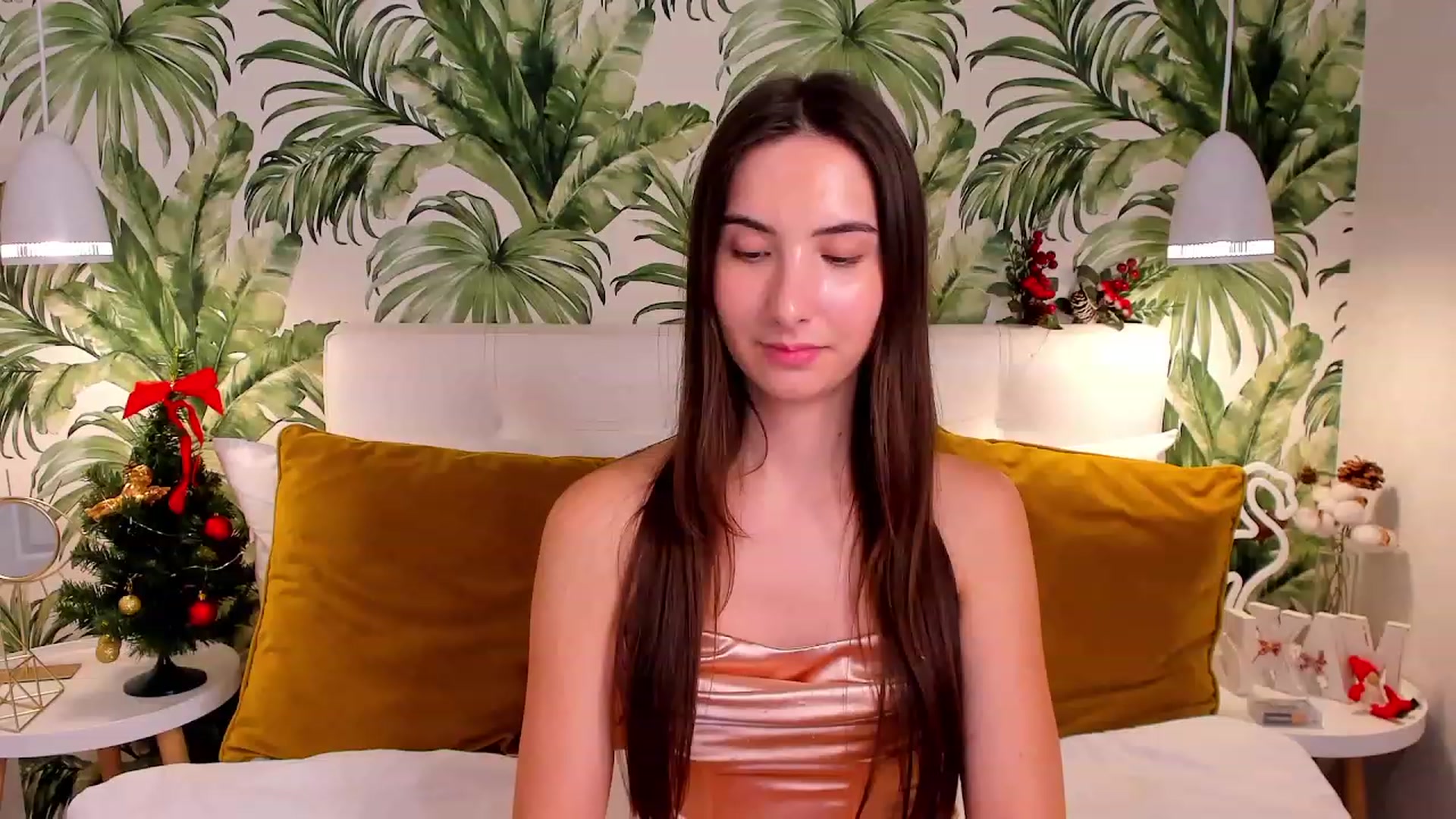 Gallery image thumbnail from KeliRose's myfreecams stream on, 01/07/2024, 10:57 image 9 of 20