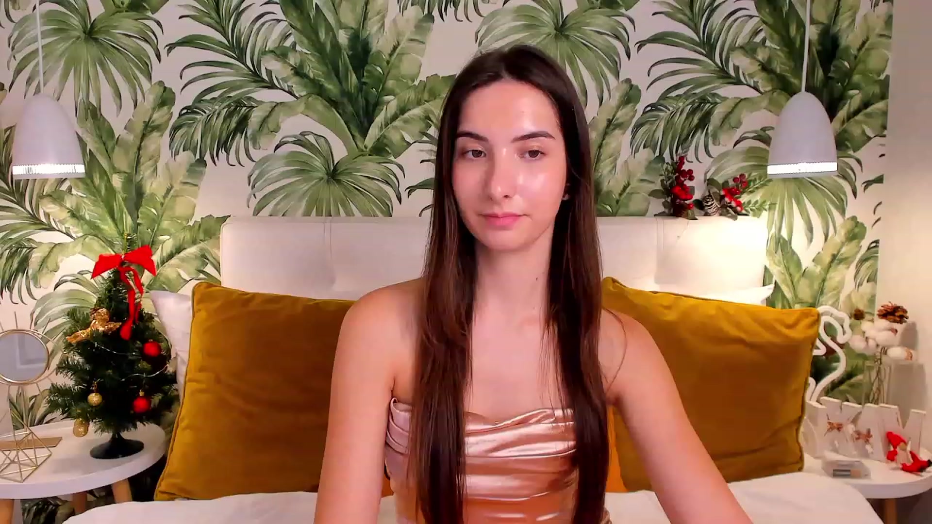 Gallery image thumbnail from KeliRose's myfreecams stream on, 01/07/2024, 12:21 image 5 of 20