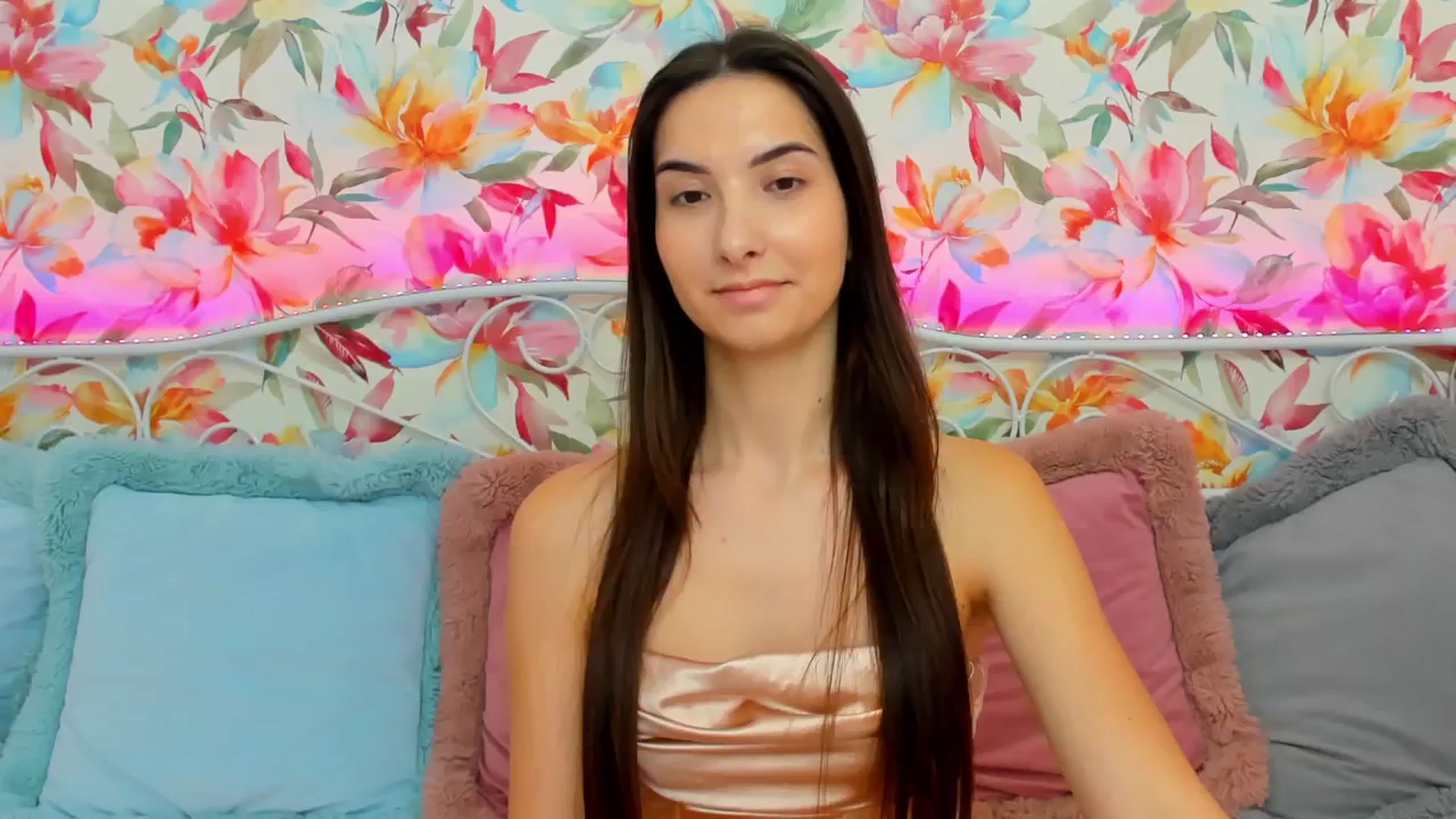 Gallery image thumbnail from KeliRose's myfreecams stream on, 01/20/2024, 12:37 image 12 of 20