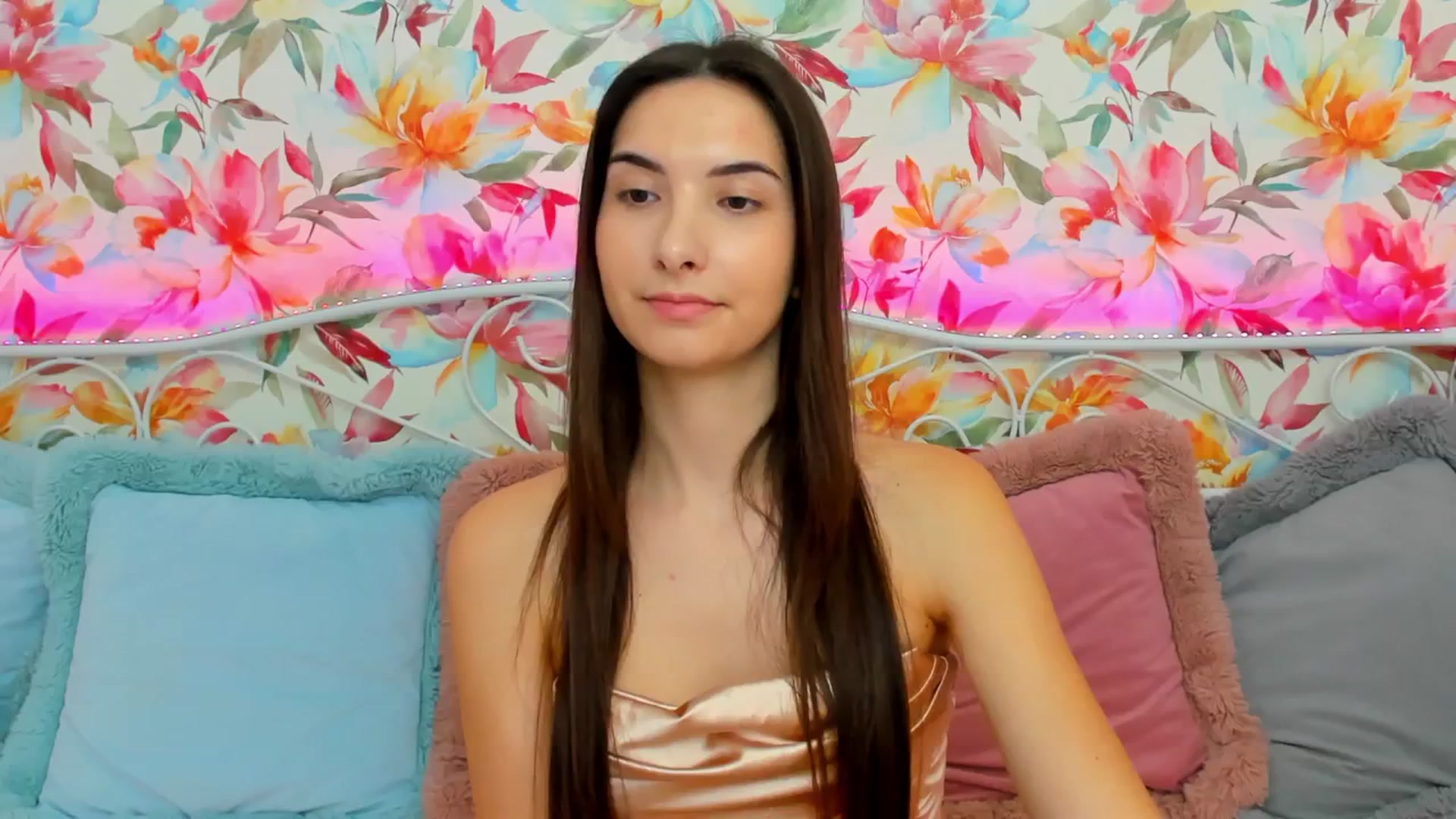 Gallery image thumbnail from KeliRose's myfreecams stream on, 01/20/2024, 12:57 image 11 of 20