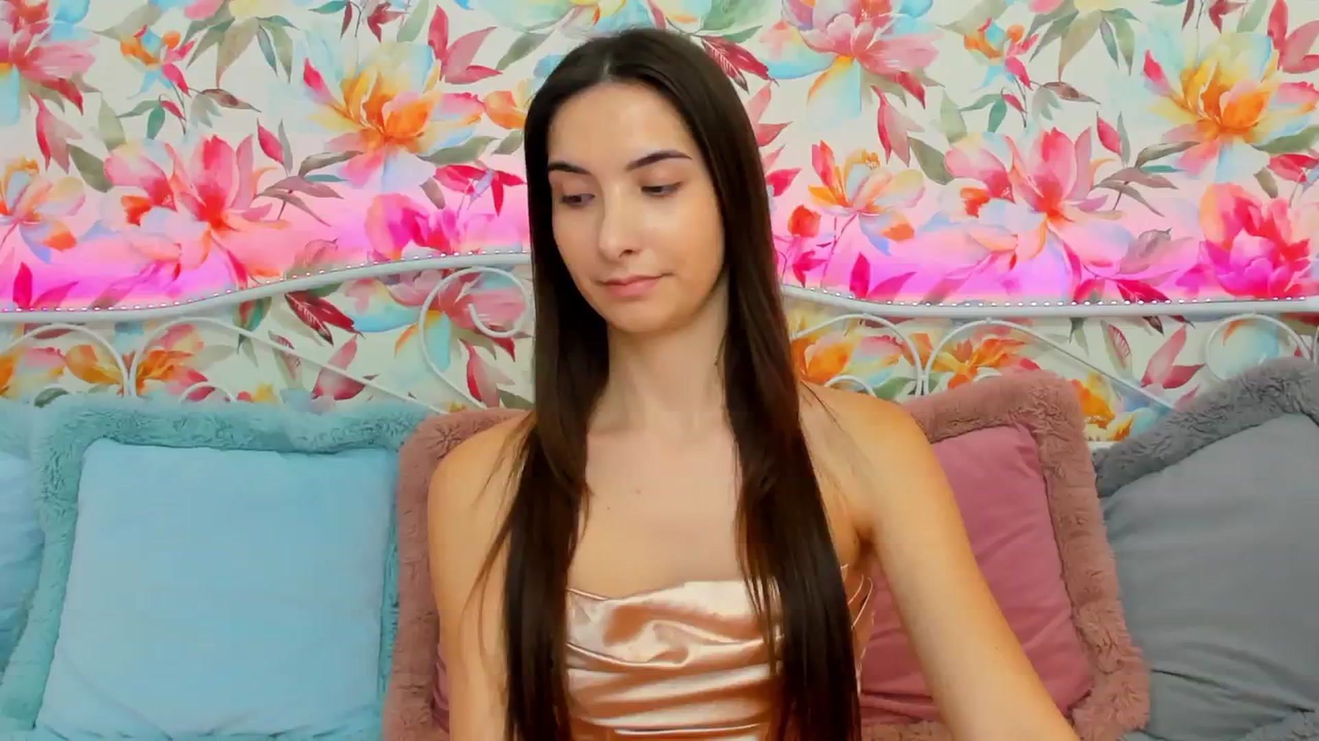 Gallery image thumbnail from KeliRose's myfreecams stream on, 01/20/2024, 12:57 image 19 of 20