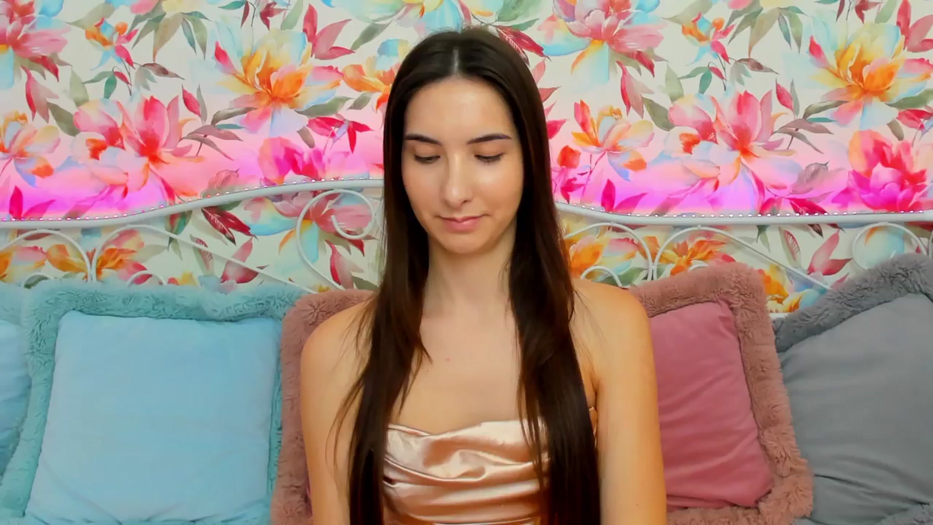 Gallery image thumbnail from KeliRose's myfreecams stream on, 01/20/2024, 12:57 image 20 of 20