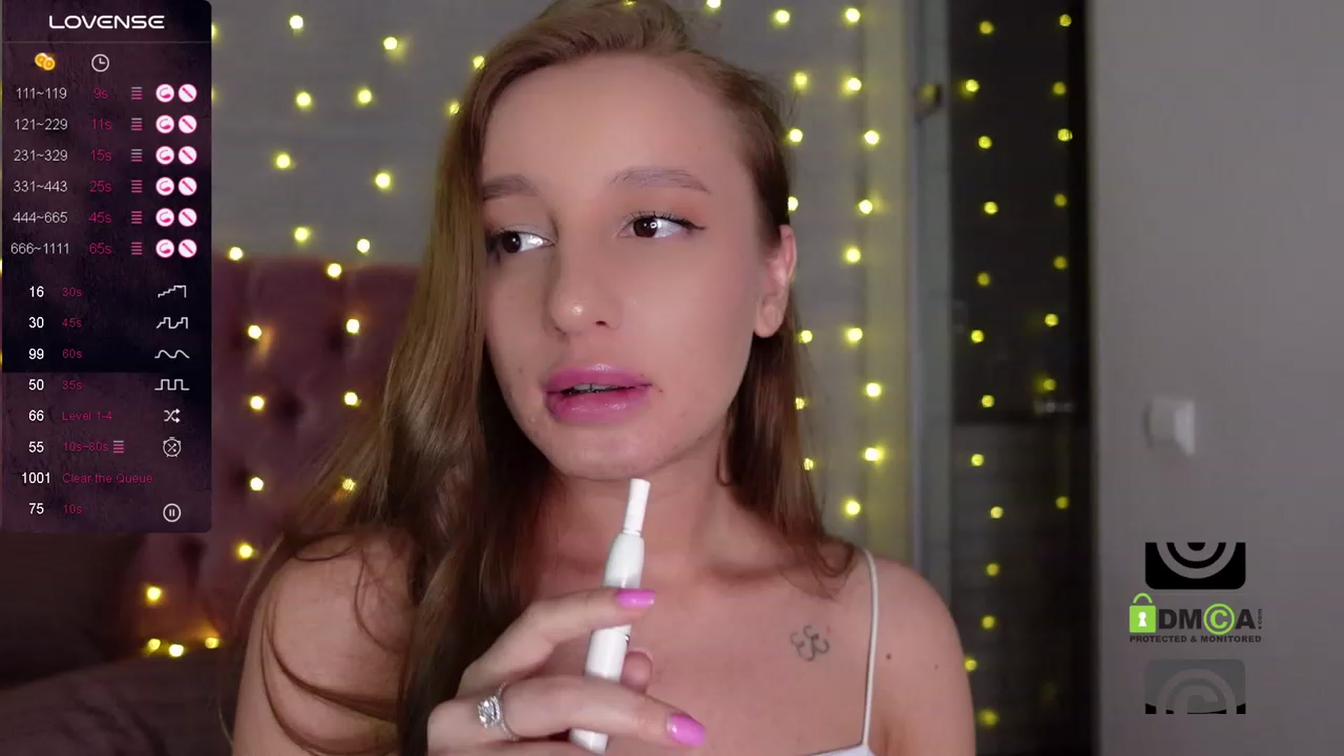 Gallery image thumbnail from KellieOverbey's myfreecams stream on, 12/27/2023, 11:04 image 14 of 20