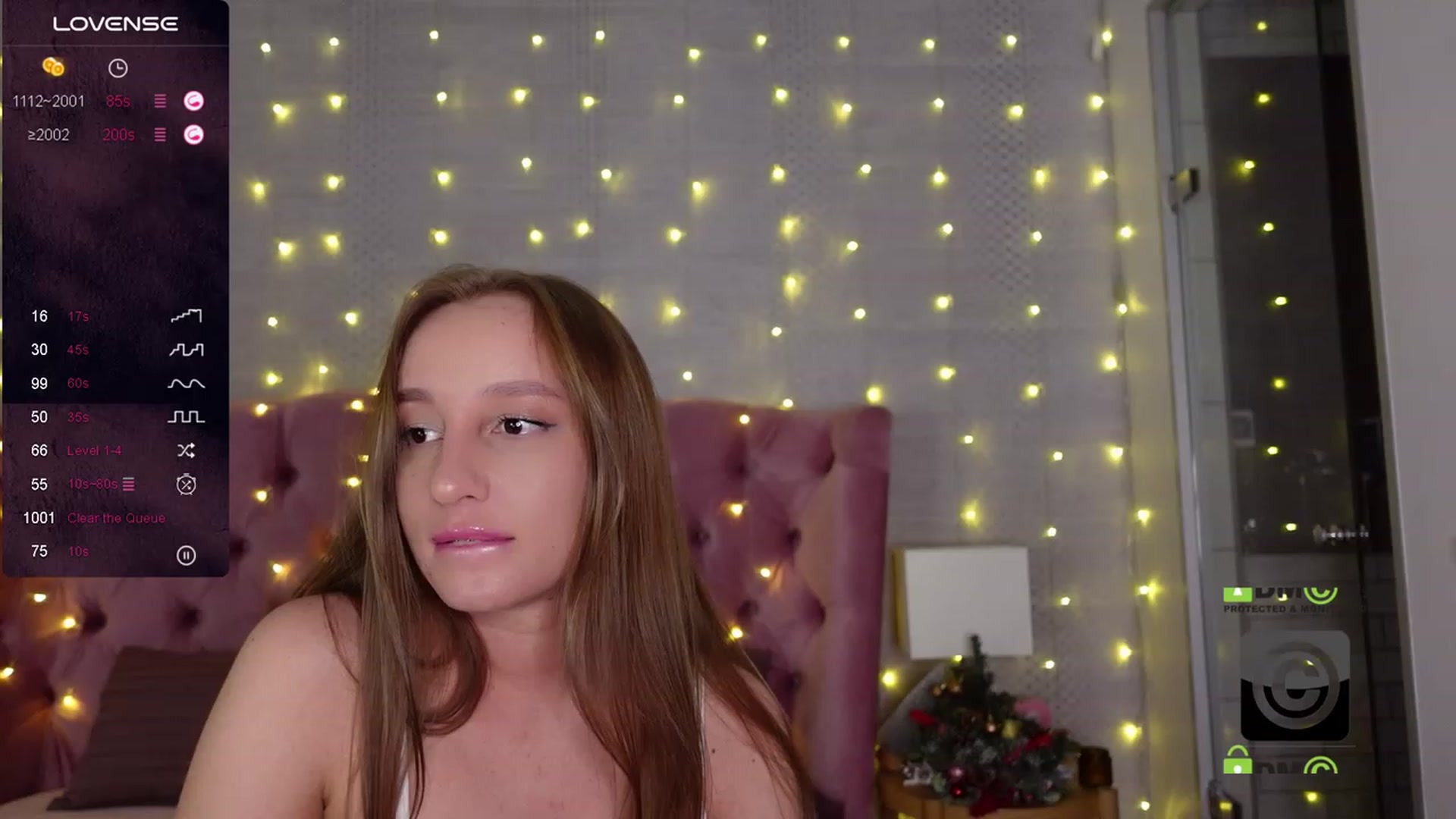 Gallery image thumbnail from KellieOverbey's myfreecams stream on, 12/28/2023, 10:55 image 4 of 20