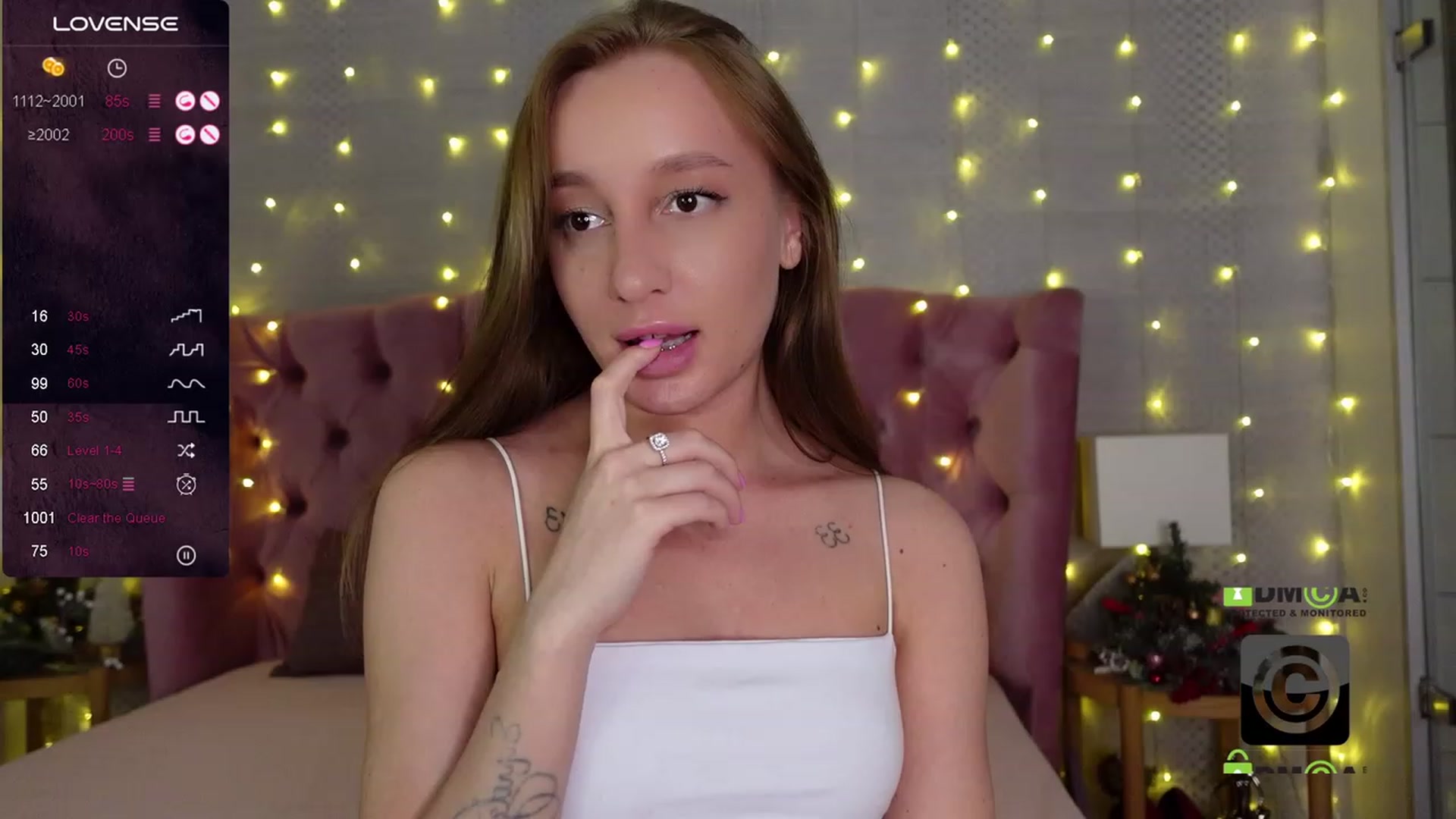 Gallery image thumbnail from KellieOverbey's myfreecams stream on, 12/28/2023, 12:31 image 1 of 20