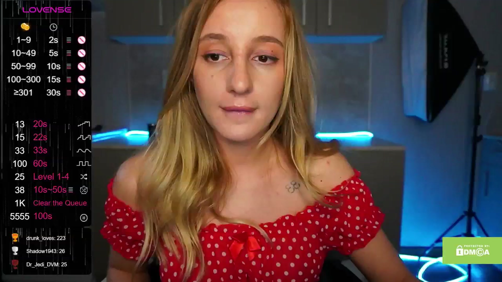 Gallery image thumbnail from KellieOverbey's myfreecams stream on, 09/16/2024, 13:57 image 11 of 20