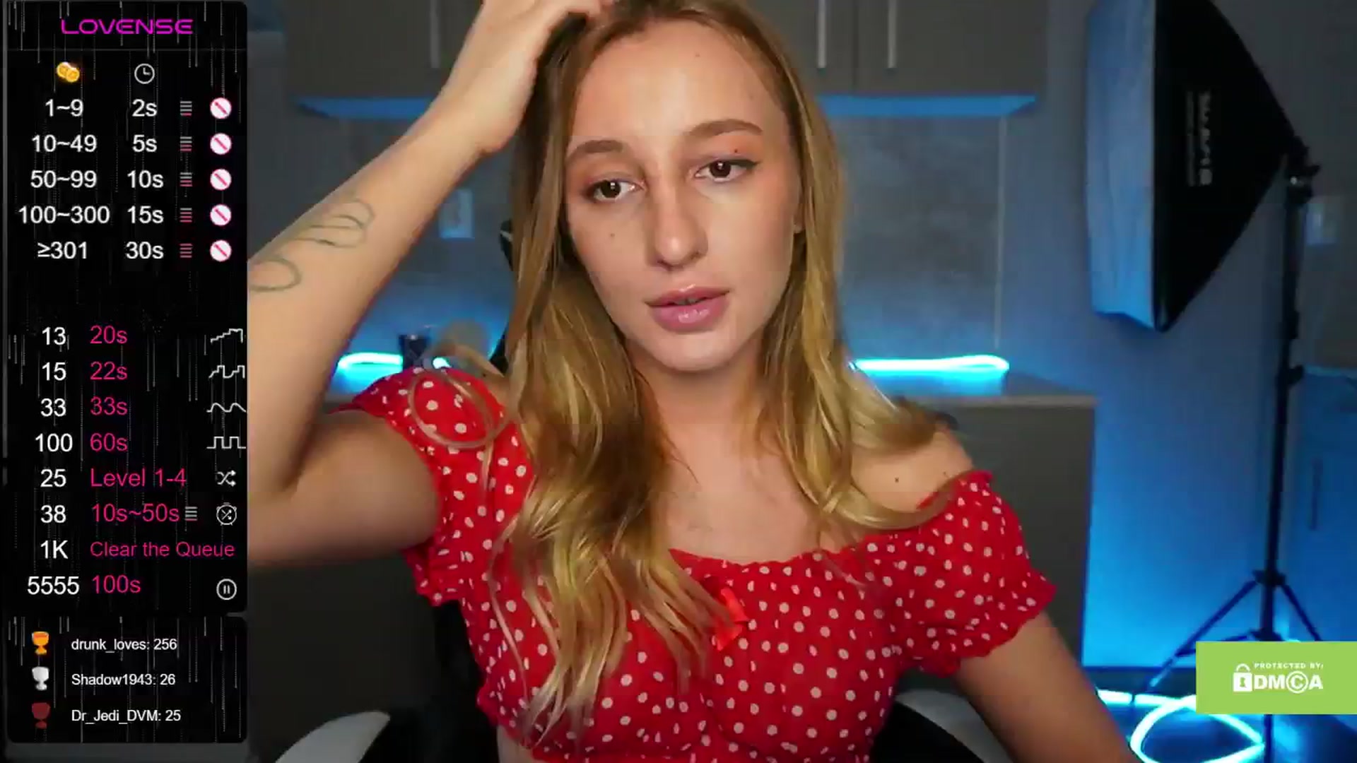 Gallery image thumbnail from KellieOverbey's myfreecams stream on, 09/16/2024, 13:57 image 15 of 20