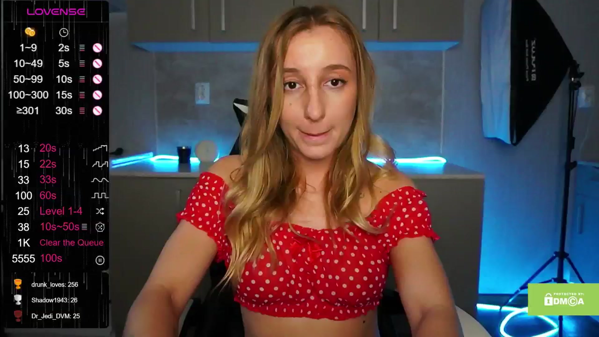 Gallery image thumbnail from KellieOverbey's myfreecams stream on, 09/16/2024, 13:57 image 19 of 20