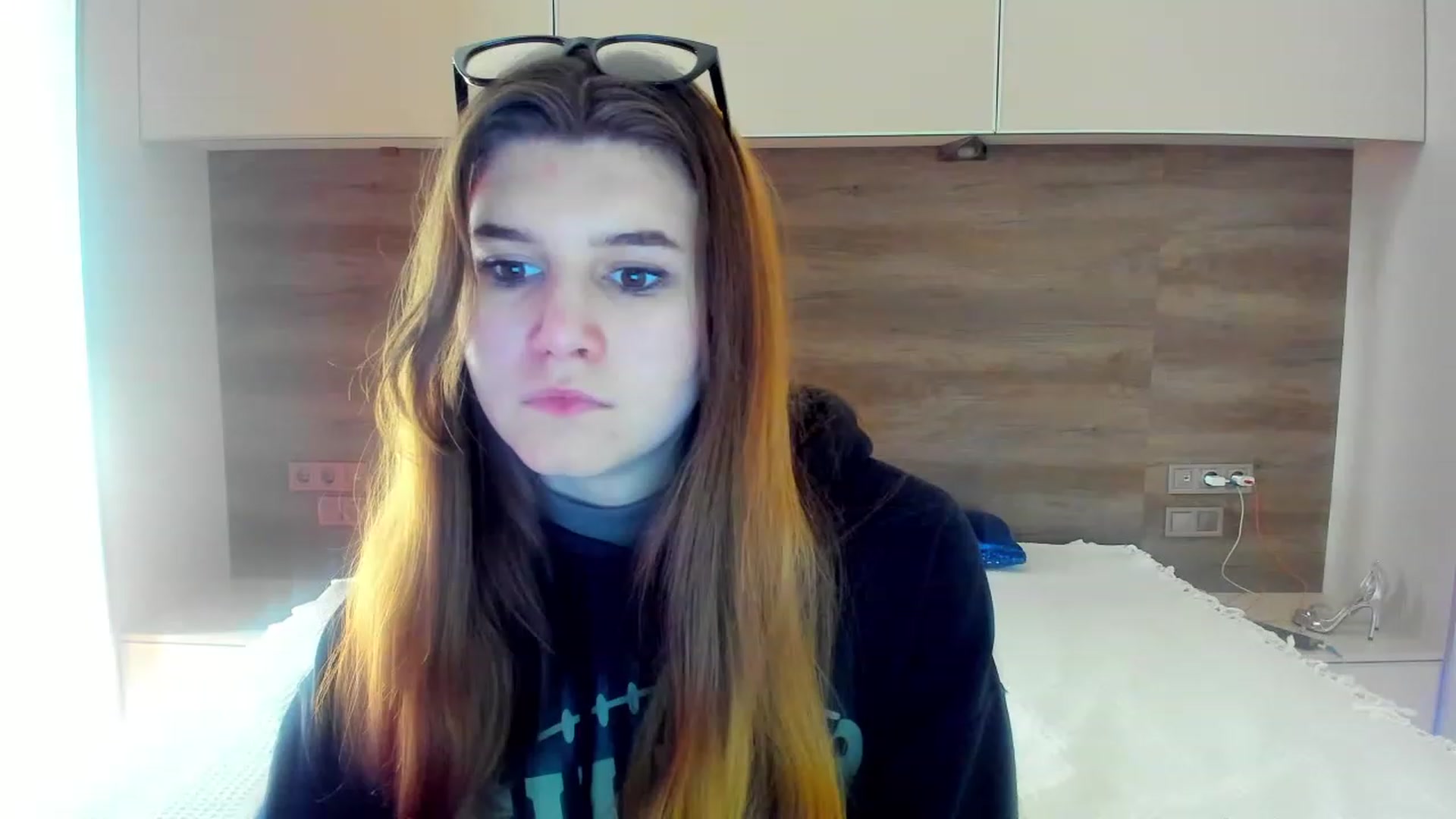 Gallery image thumbnail from Kellie_Barry's myfreecams stream on, 03/05/2023, 12:21 image 4 of 20