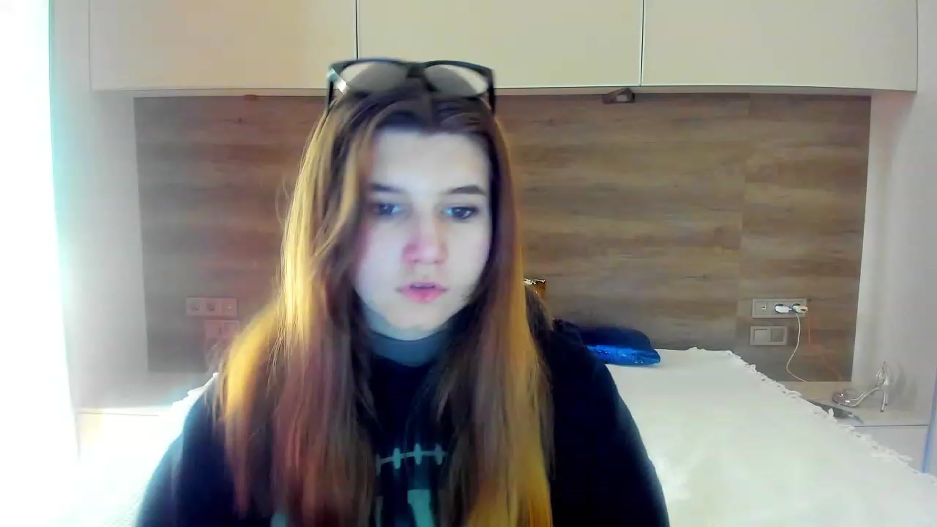 Gallery image thumbnail from Kellie_Barry's myfreecams stream on, 03/05/2023, 12:21 image 7 of 20