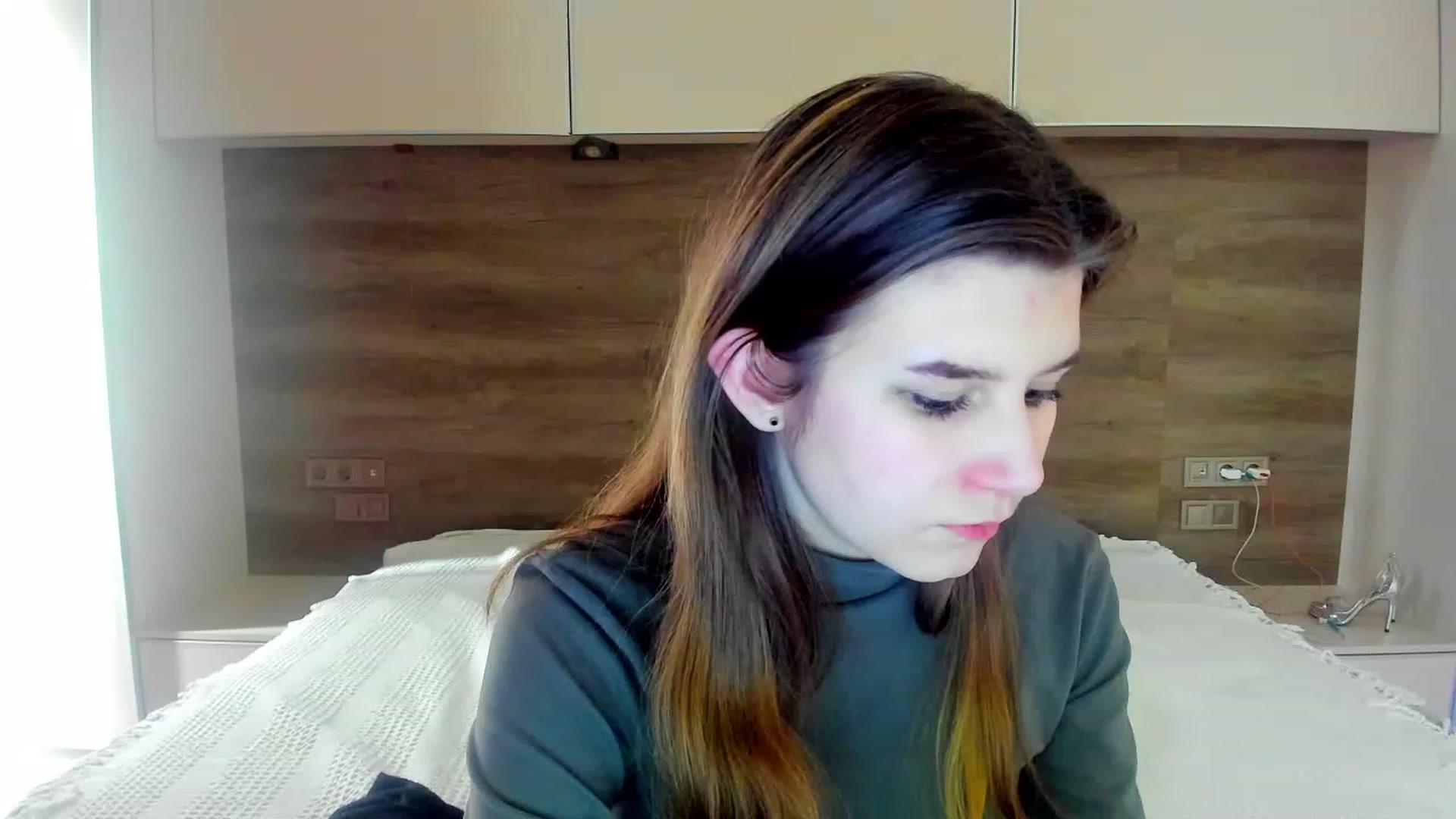 Gallery image thumbnail from Kellie_Barry's myfreecams stream on, 03/05/2023, 12:52 image 20 of 20