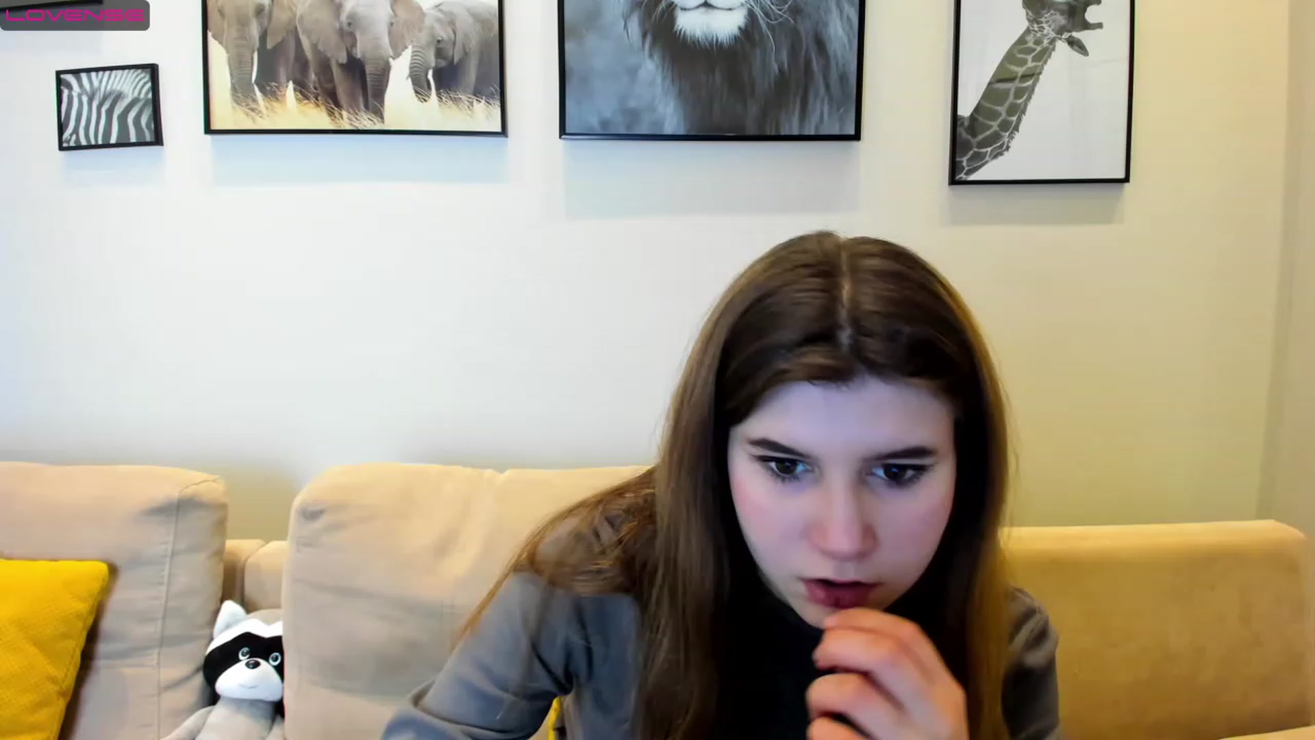 Gallery image thumbnail from Kellie_Barry's myfreecams stream on, 03/06/2023, 14:47 image 3 of 20