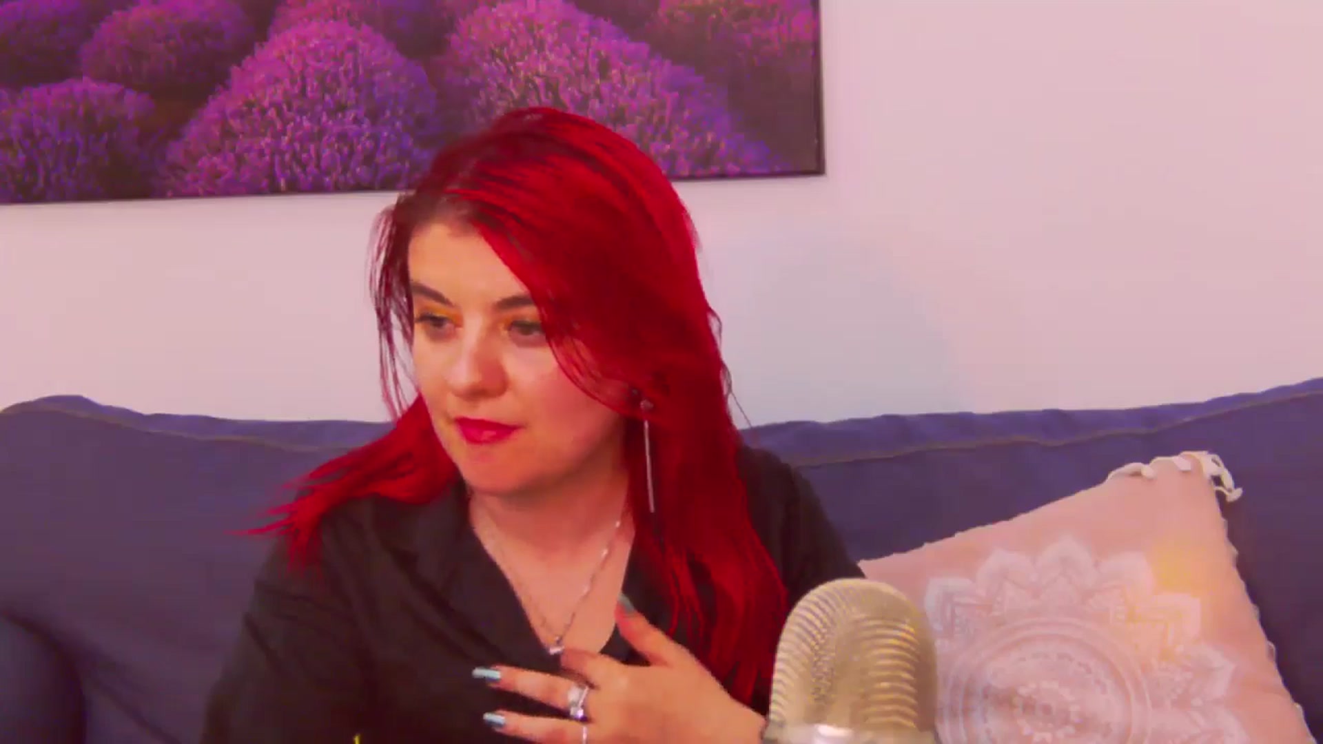Gallery image thumbnail from Kellsie's myfreecams stream on, 05/03/2024, 10:20 image 3 of 20