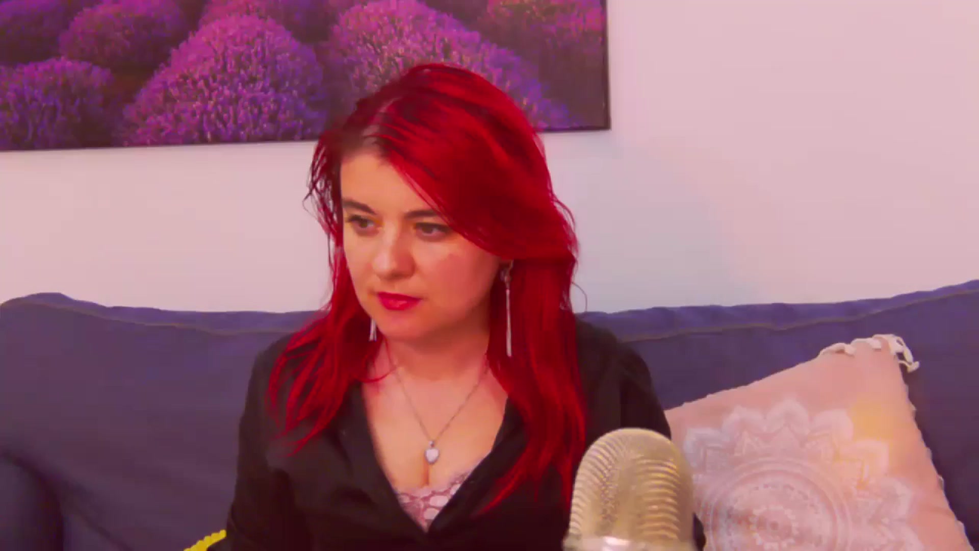 Gallery image thumbnail from Kellsie's myfreecams stream on, 05/03/2024, 10:20 image 7 of 20