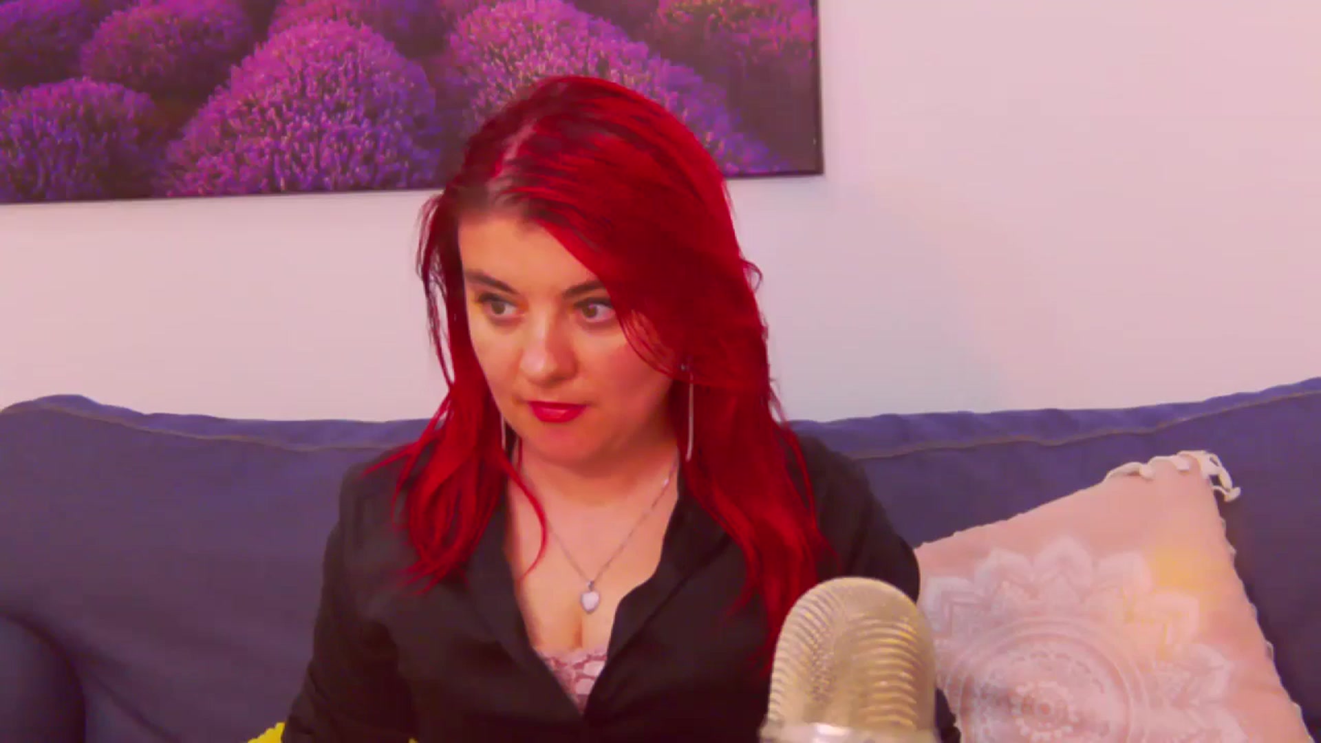 Gallery image thumbnail from Kellsie's myfreecams stream on, 05/03/2024, 10:20 image 1 of 20