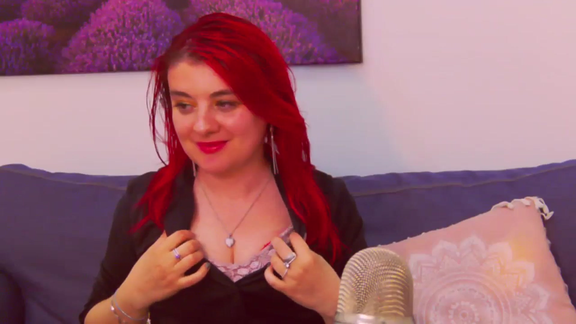 Gallery image thumbnail from Kellsie's myfreecams stream on, 05/03/2024, 11:43 image 8 of 20
