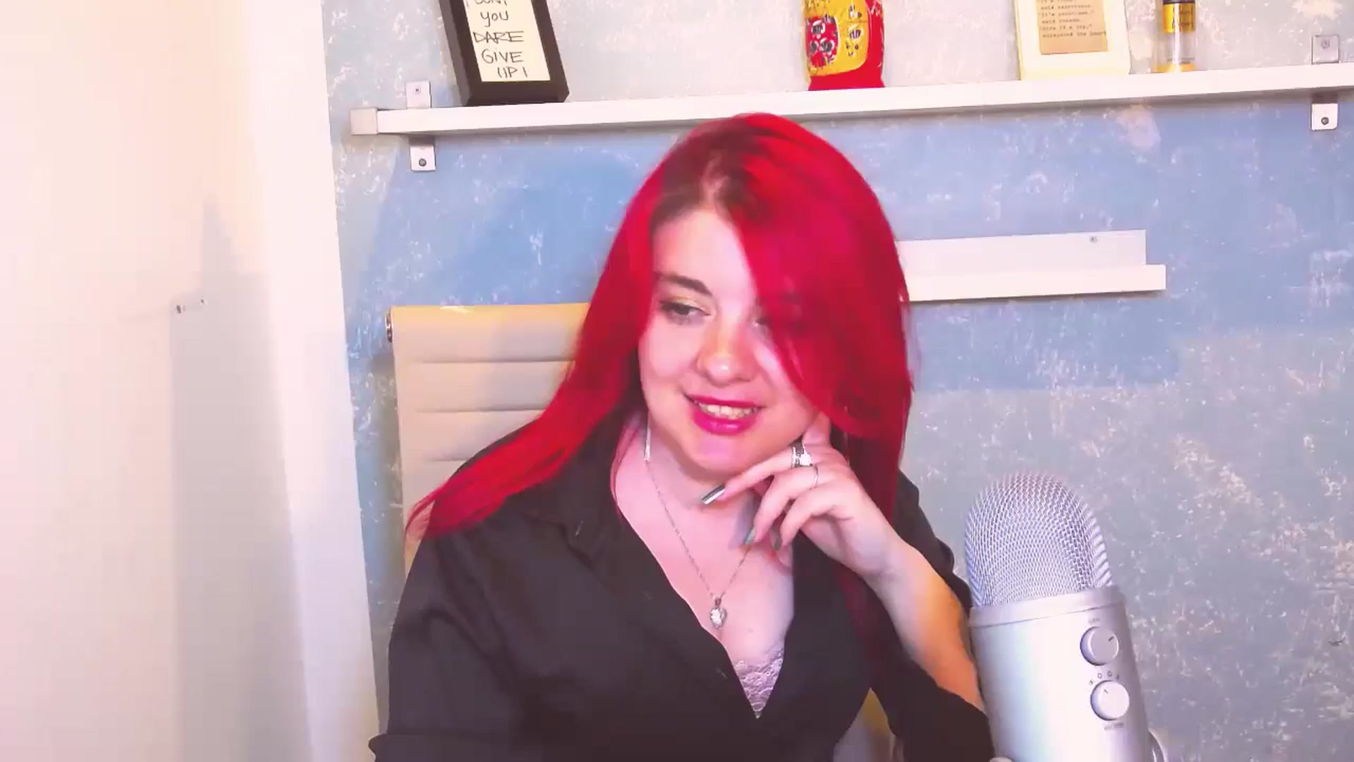 Gallery image thumbnail from Kellsie's myfreecams stream on, 05/04/2024, 06:08 image 17 of 20