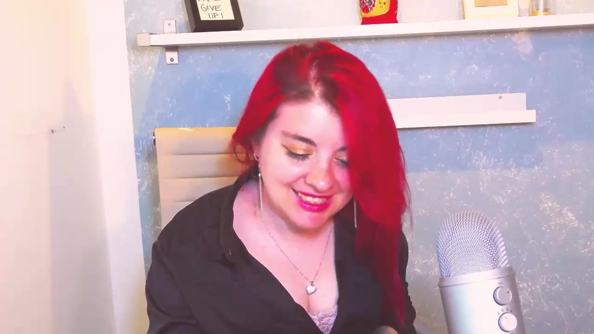 Gallery image thumbnail from Kellsie's myfreecams stream on, 05/04/2024, 06:32 image 14 of 20