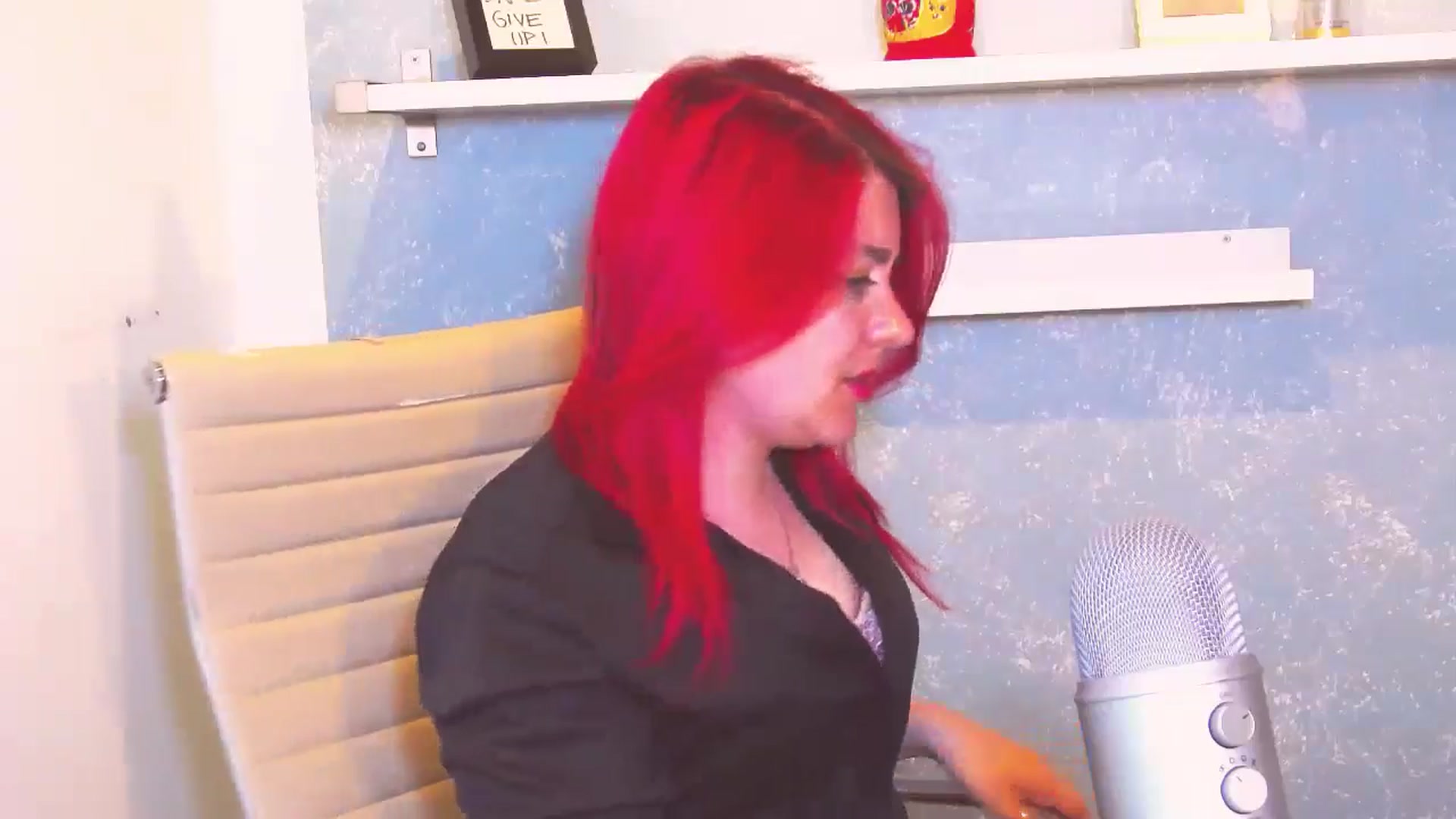 Gallery image thumbnail from Kellsie's myfreecams stream on, 05/04/2024, 07:05 image 14 of 20