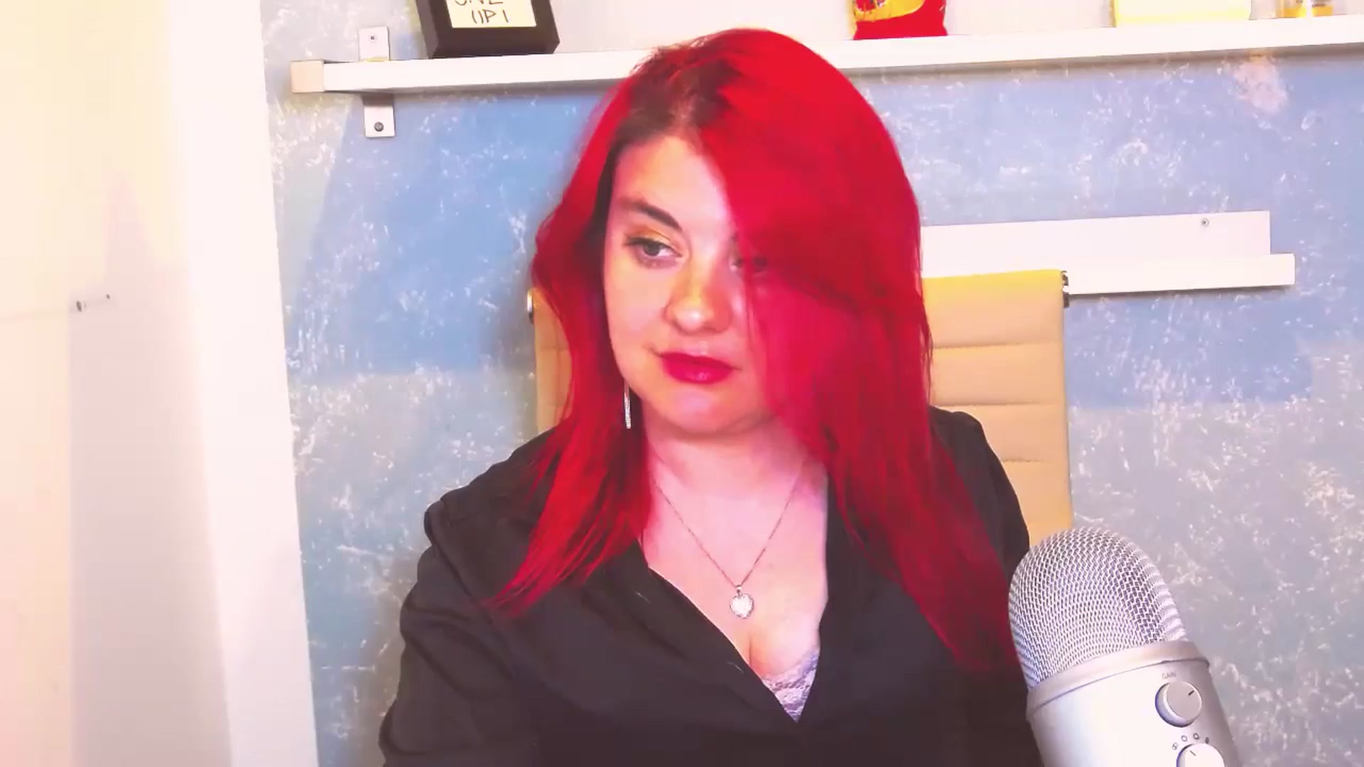 Gallery image thumbnail from Kellsie's myfreecams stream on, 05/04/2024, 09:40 image 13 of 20