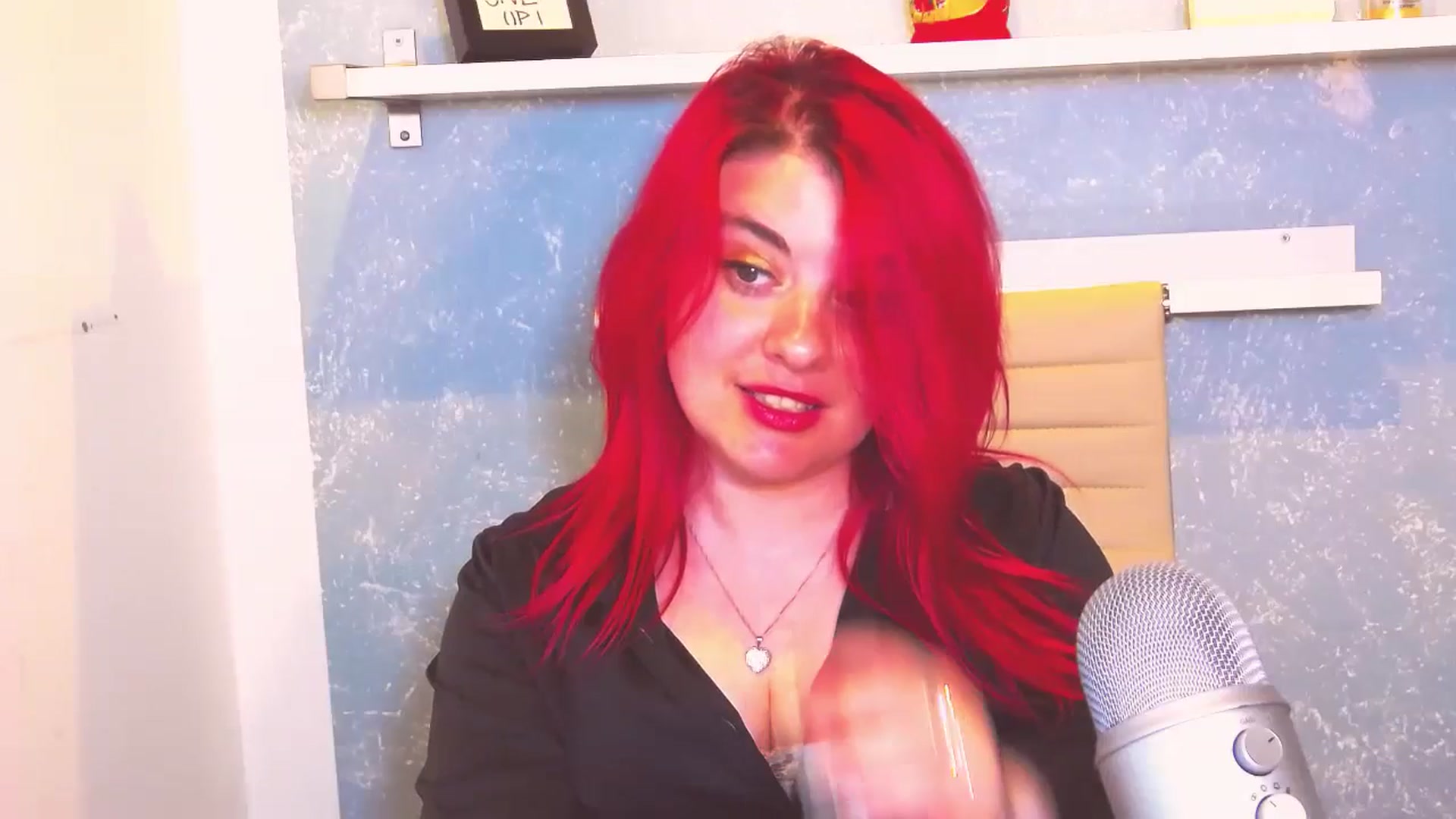 Gallery image thumbnail from Kellsie's myfreecams stream on, 05/04/2024, 09:40 image 6 of 20