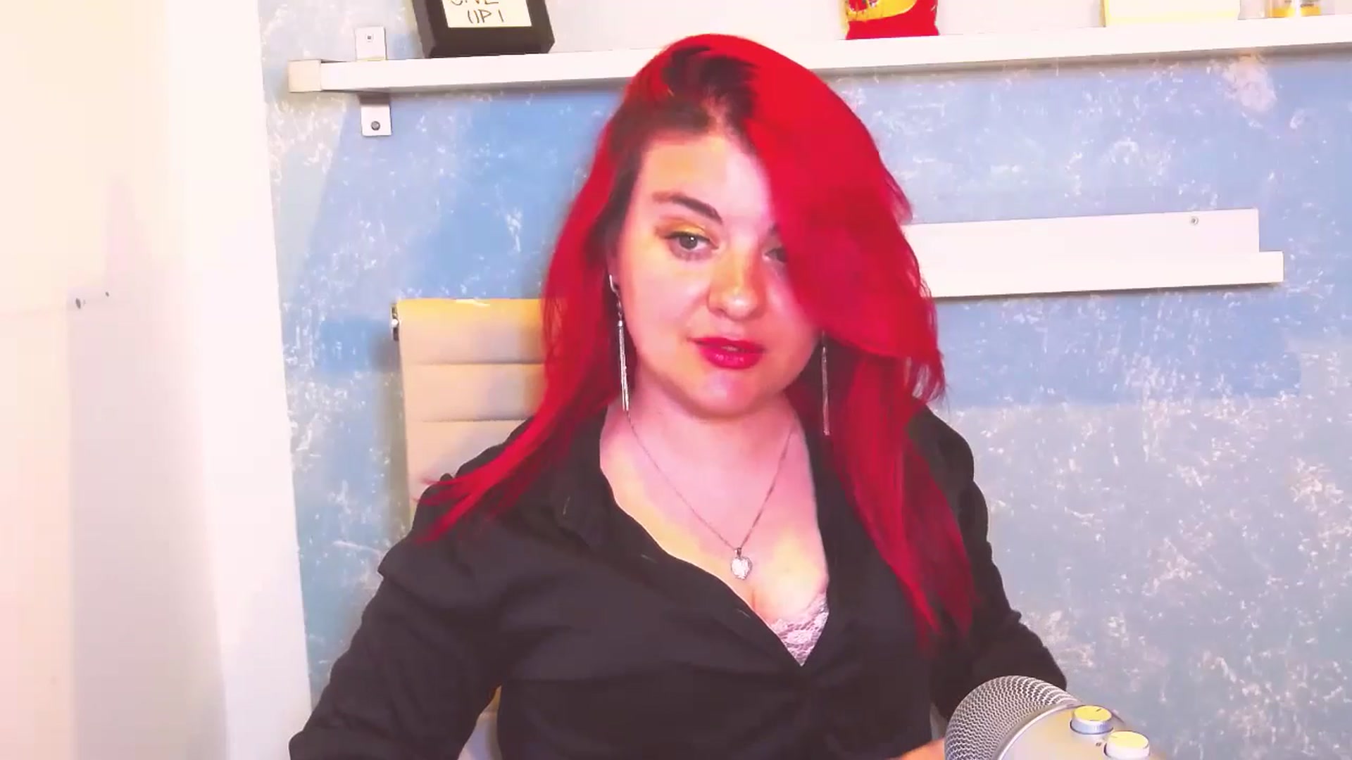 Gallery image thumbnail from Kellsie's myfreecams stream on, 05/04/2024, 10:19 image 3 of 20