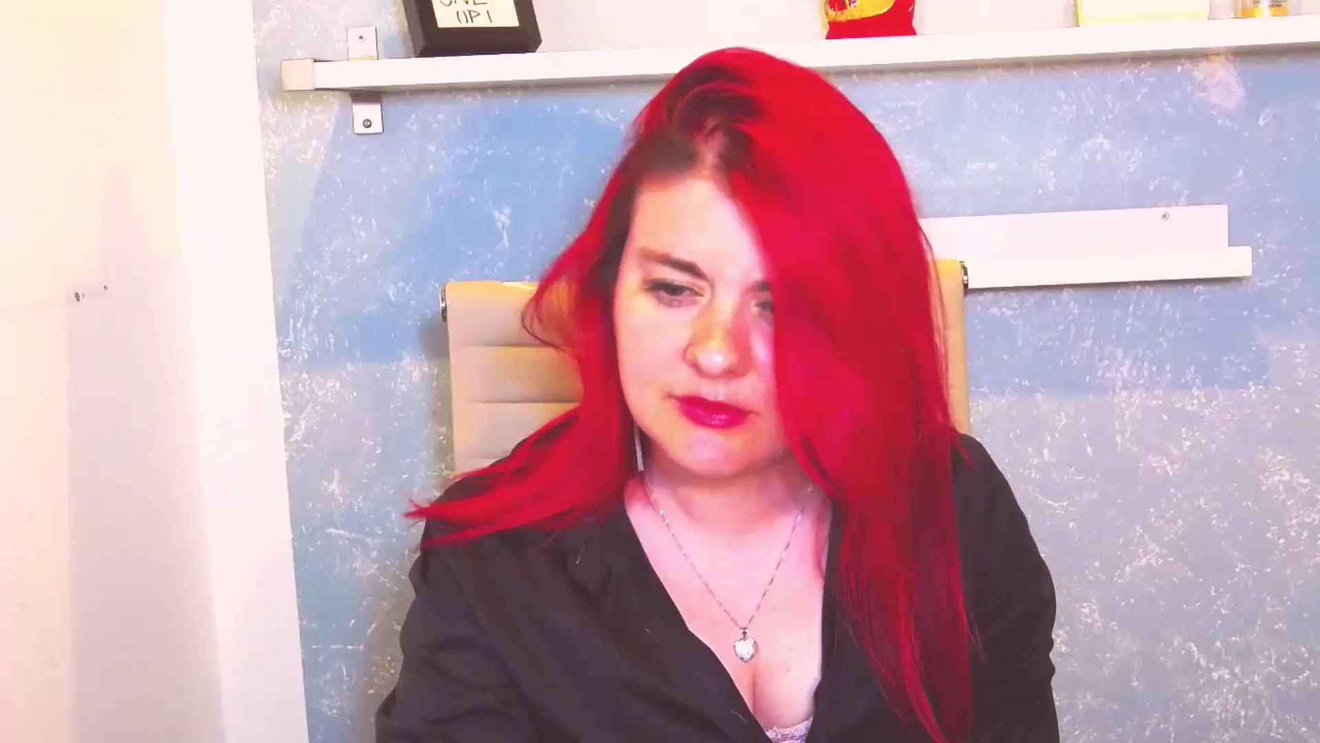 Gallery image thumbnail from Kellsie's myfreecams stream on, 05/04/2024, 10:19 image 14 of 20
