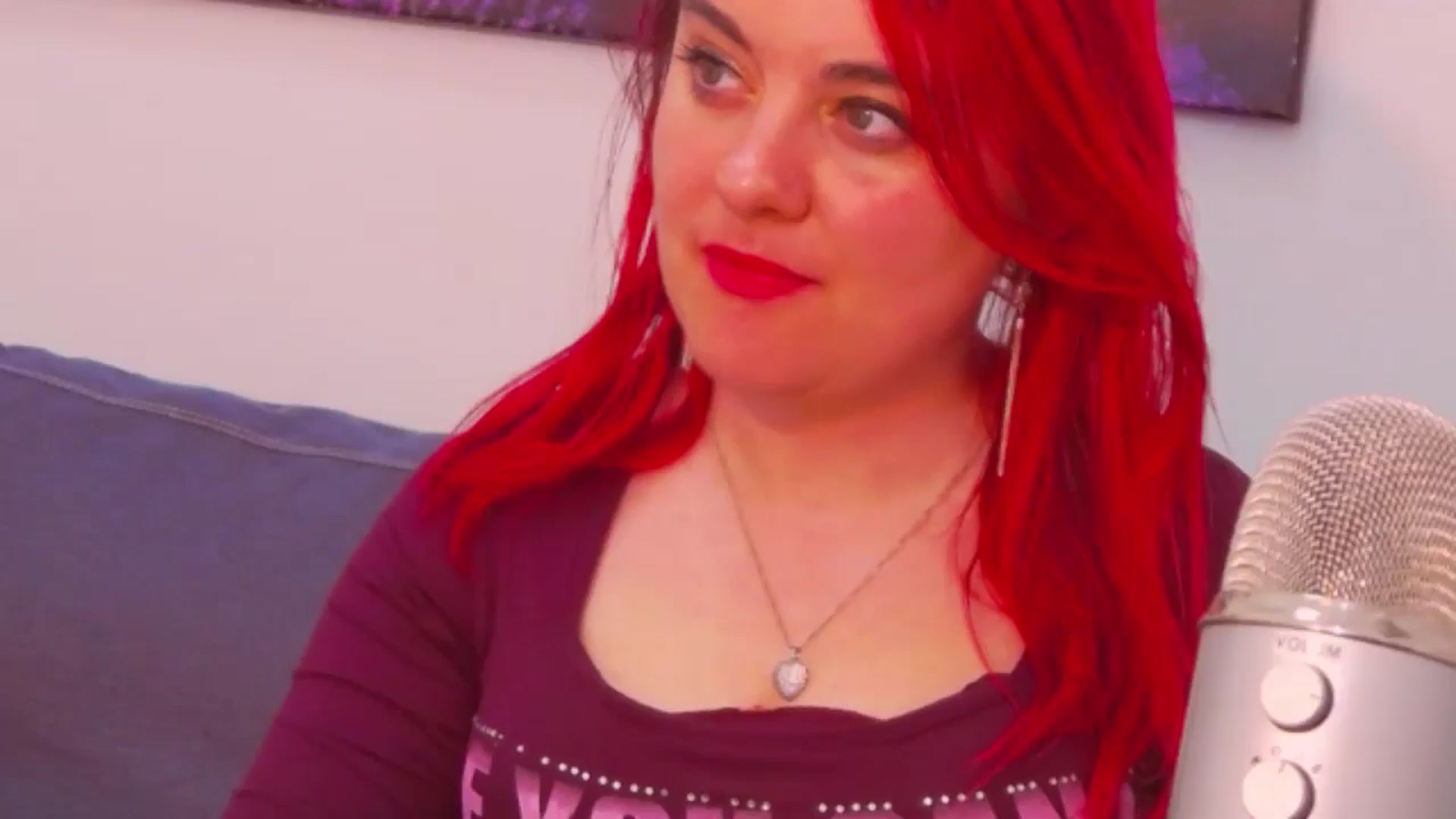 Gallery image thumbnail from Kellsie's myfreecams stream on, 05/07/2024, 12:07 image 2 of 20