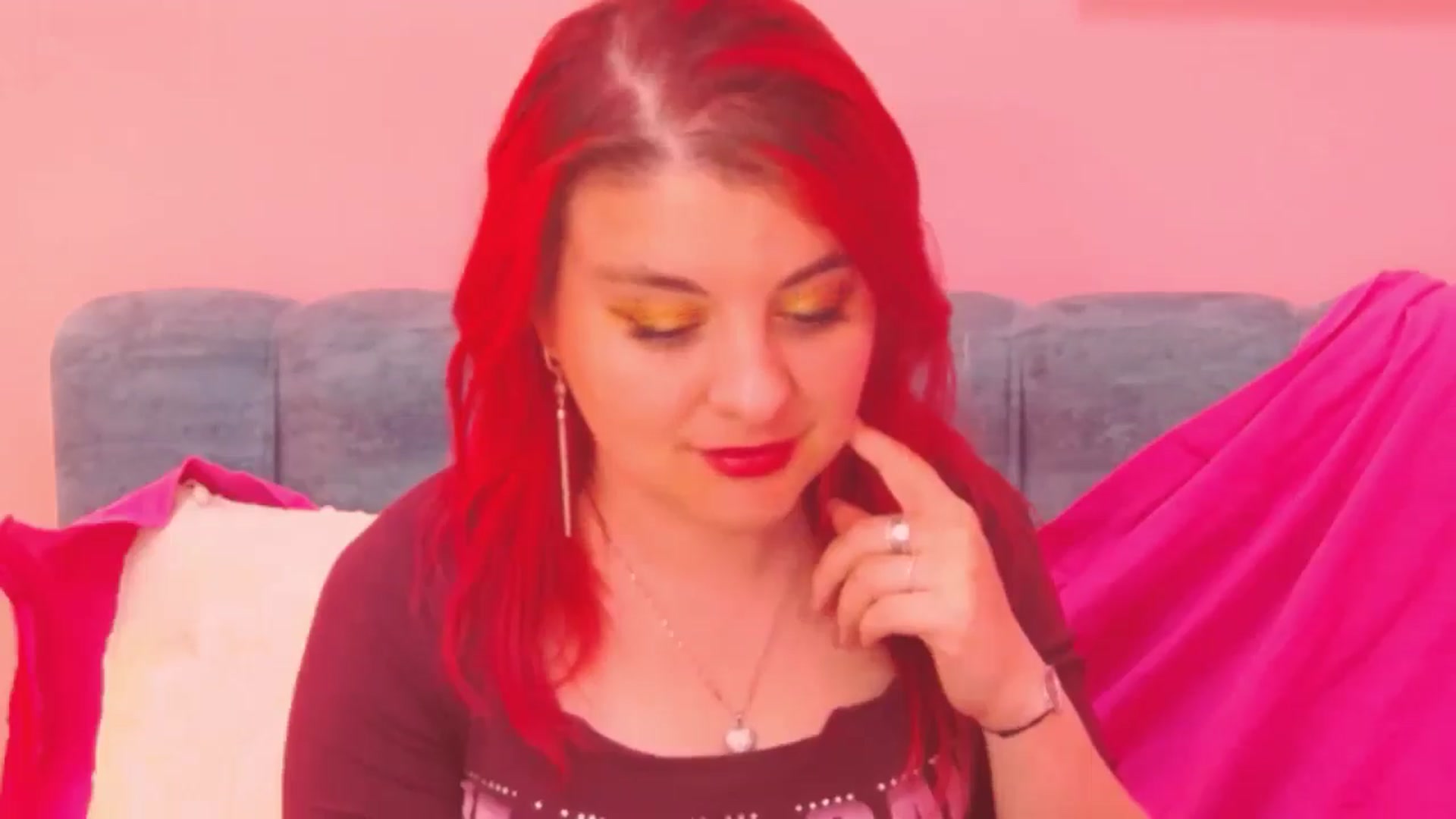 Gallery image thumbnail from Kellsie's myfreecams stream on, 05/09/2024, 11:46 image 2 of 20