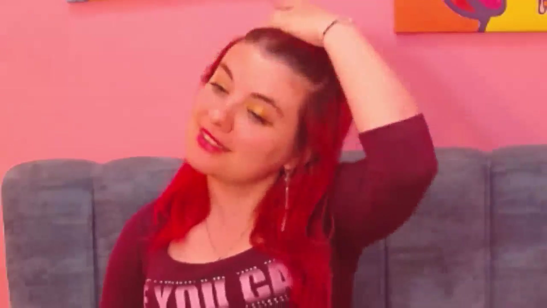 Gallery image thumbnail from Kellsie's myfreecams stream on, 05/10/2024, 12:04 image 3 of 20