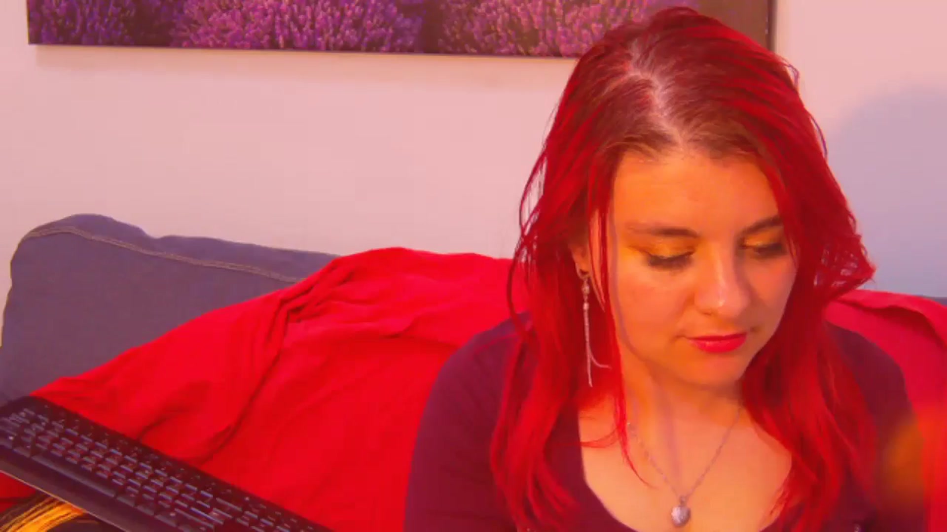 Gallery image thumbnail from Kellsie's myfreecams stream on, 05/11/2024, 11:32 image 4 of 20