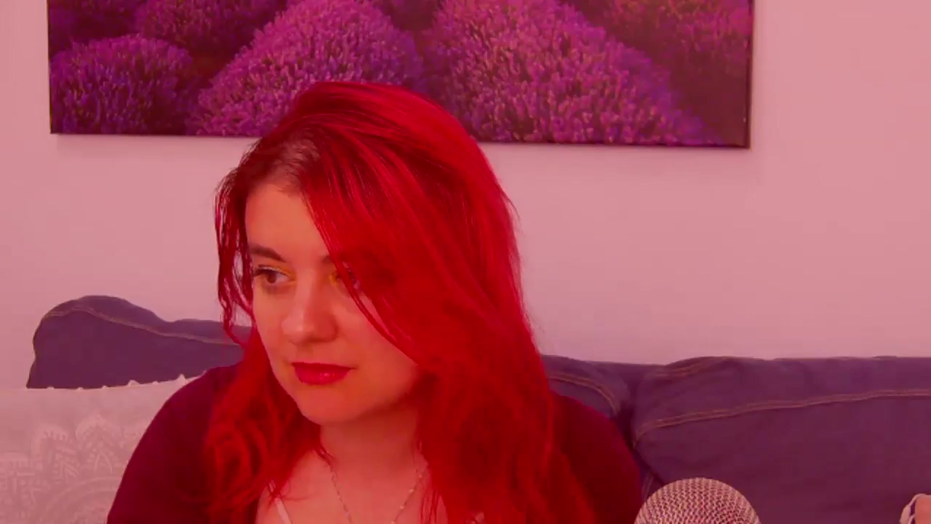 Gallery image thumbnail from Kellsie's myfreecams stream on, 05/14/2024, 09:54 image 18 of 20