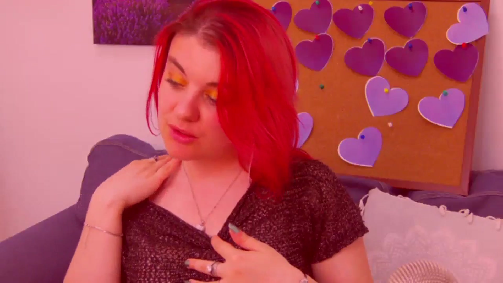 Gallery image thumbnail from Kellsie's myfreecams stream on, 05/16/2024, 08:26 image 13 of 20