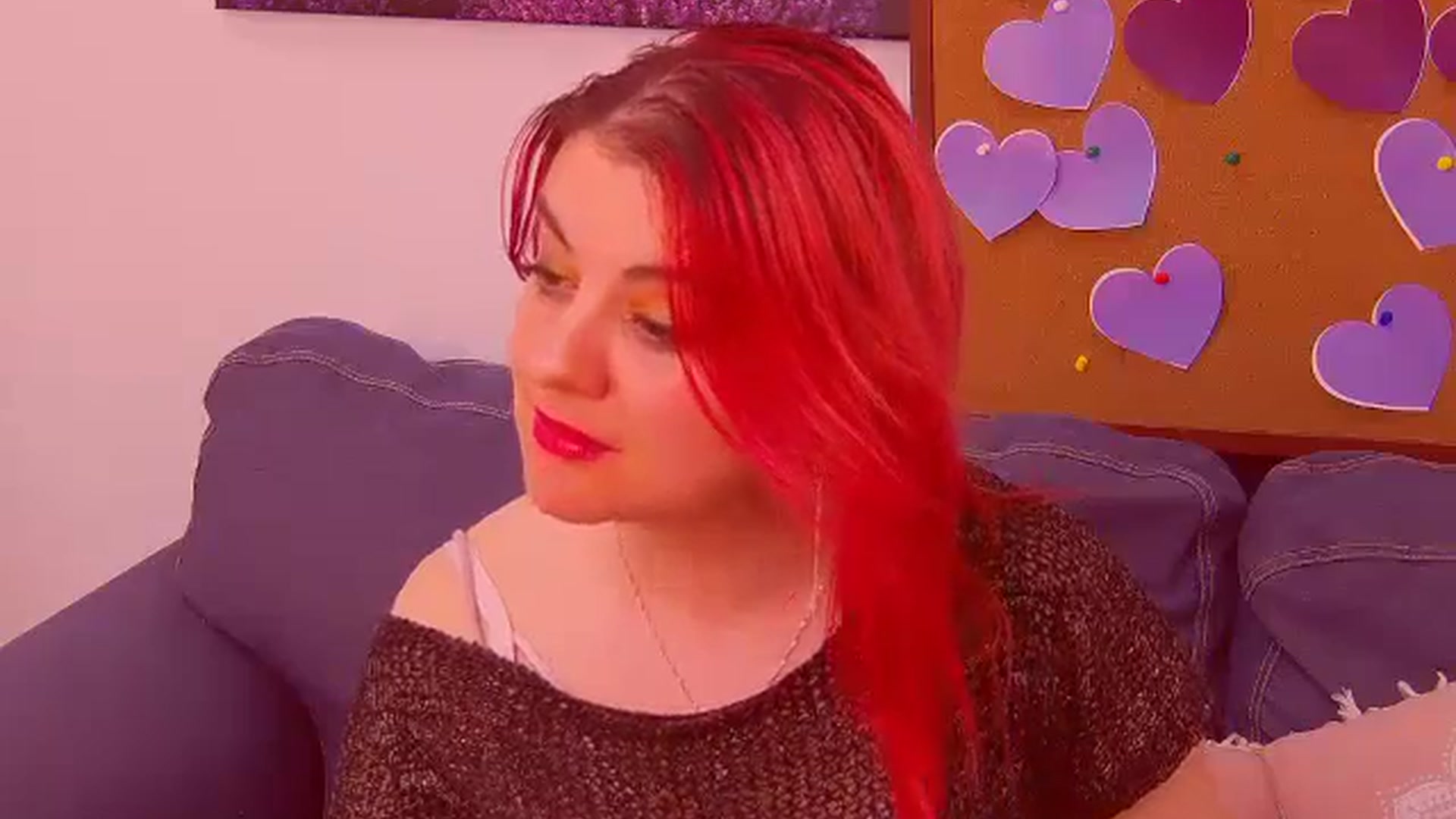 Gallery image thumbnail from Kellsie's myfreecams stream on, 05/17/2024, 11:18 image 2 of 20