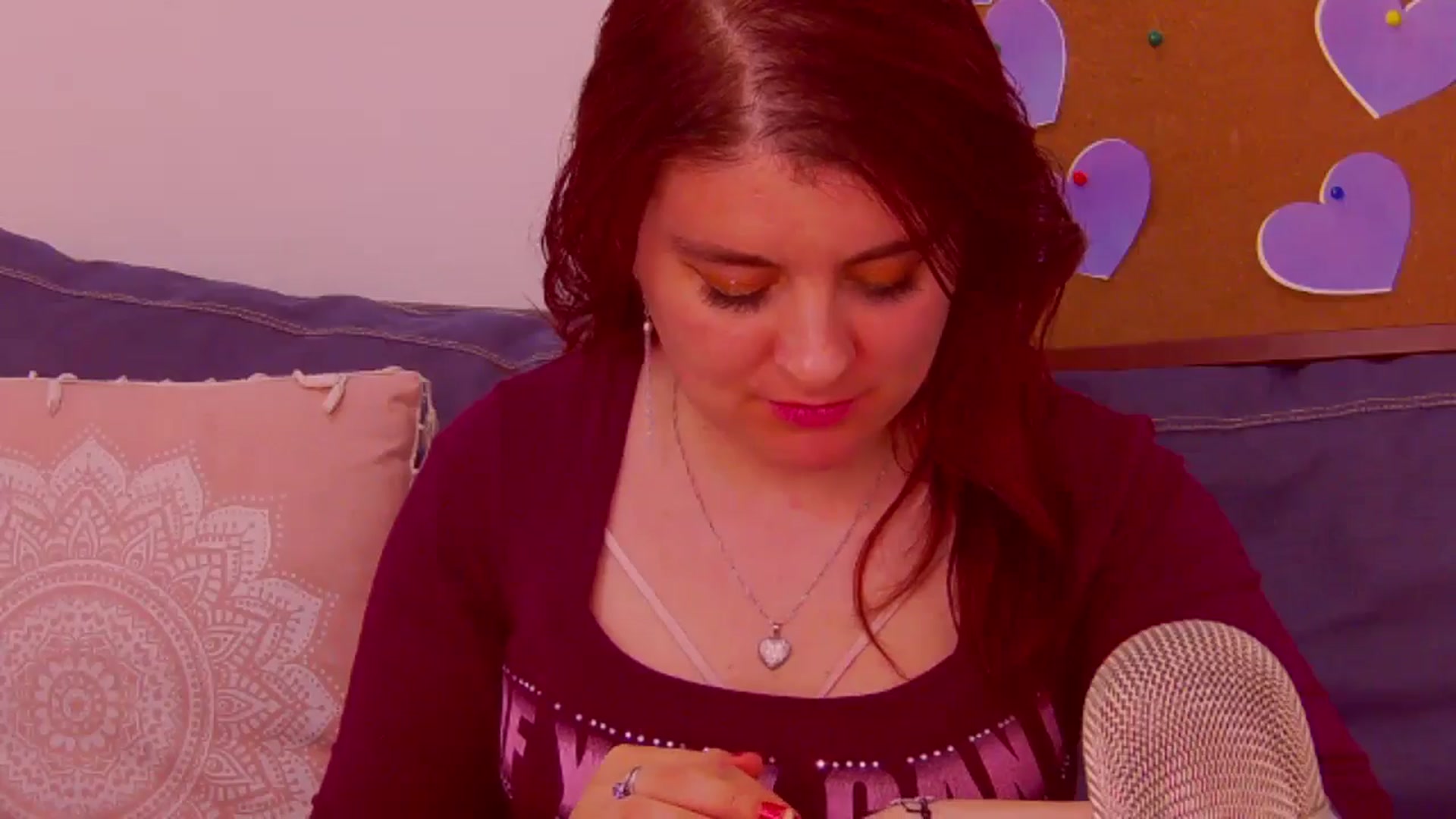 Gallery image thumbnail from Kellsie's myfreecams stream on, 05/22/2024, 10:51 image 18 of 20