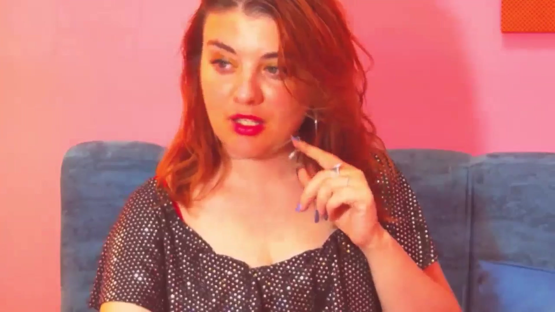 Gallery image thumbnail from Kellsie's myfreecams stream on, 06/27/2024, 12:36 image 18 of 20